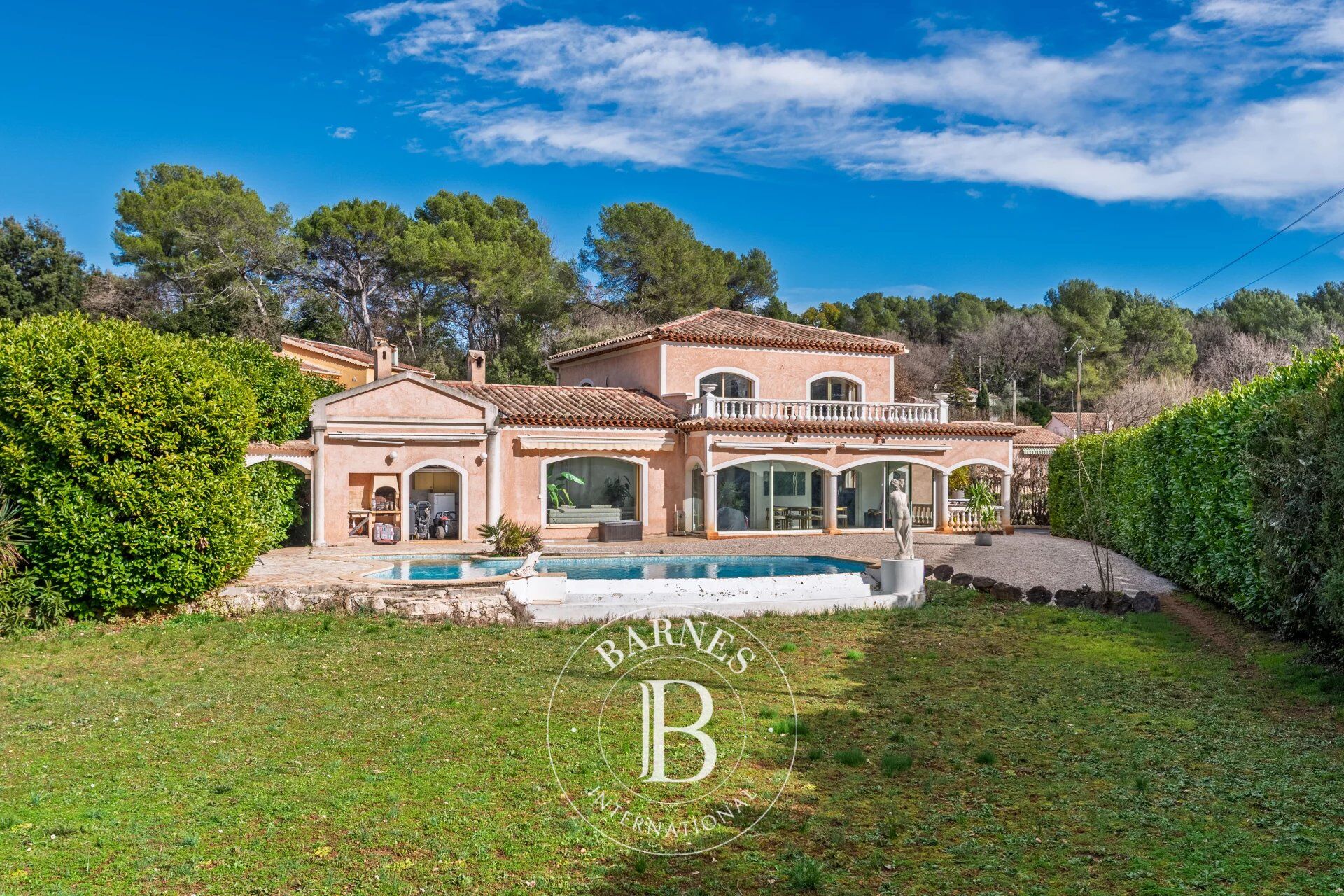 Villa Roquefort-les-Pins - picture 1