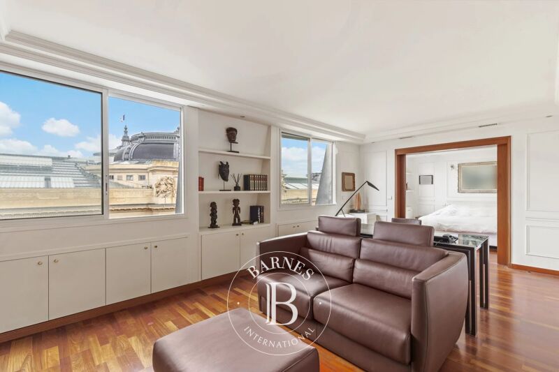 For Sale Apartment | Paris 8ème - picture 3