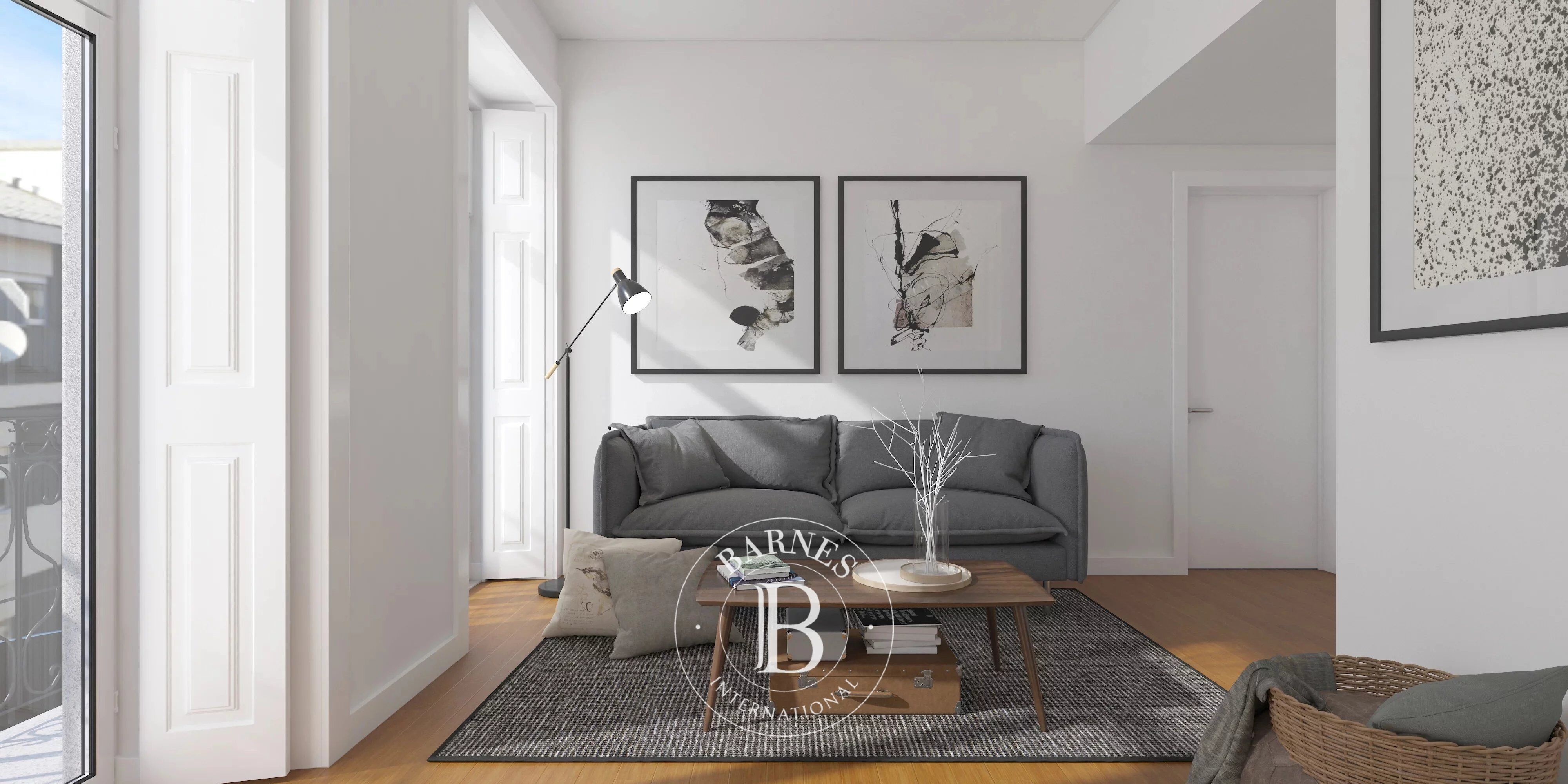 Family apartment - picture 1