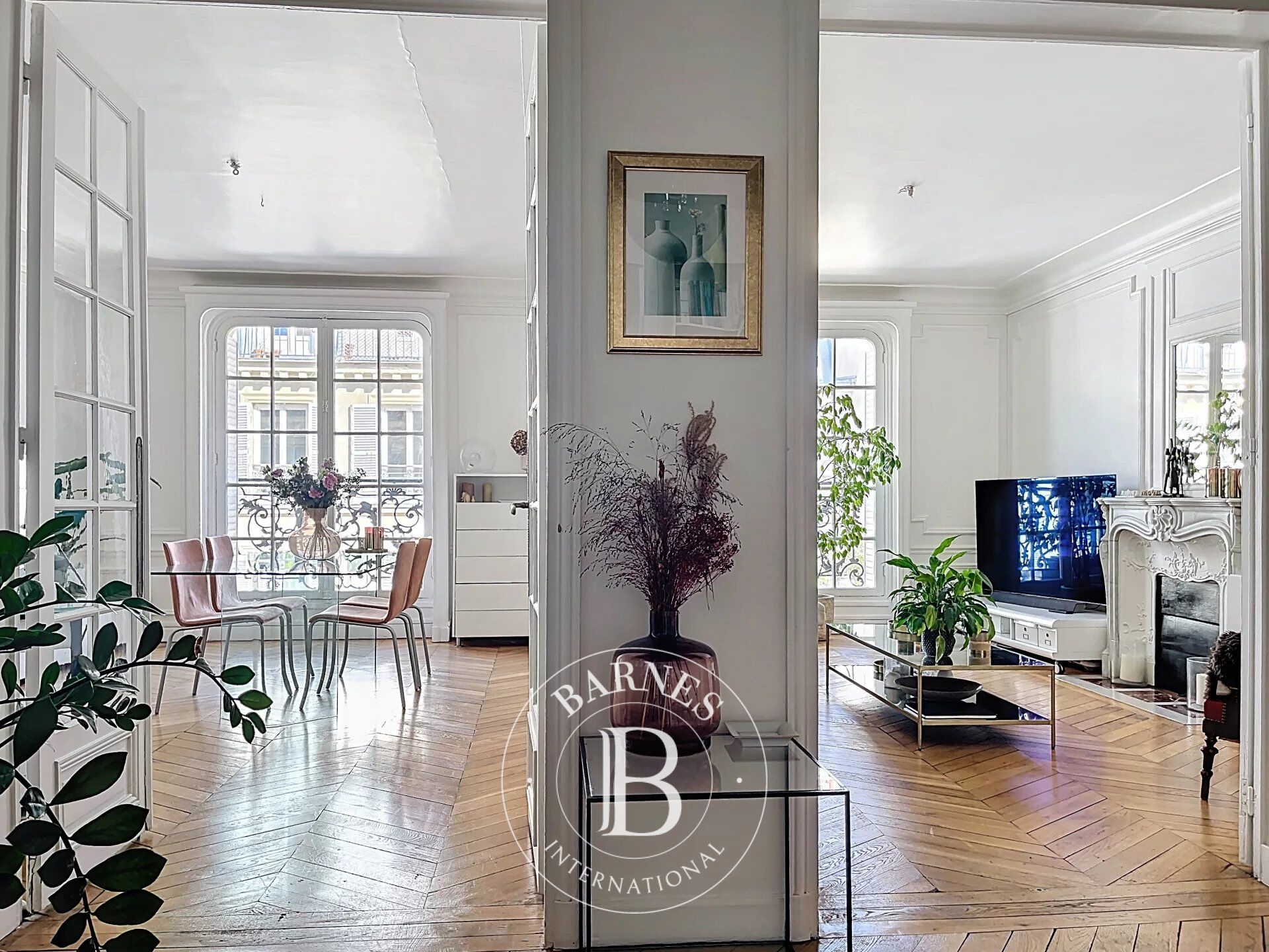 The BARNES rental department is presenting this property: - picture 2