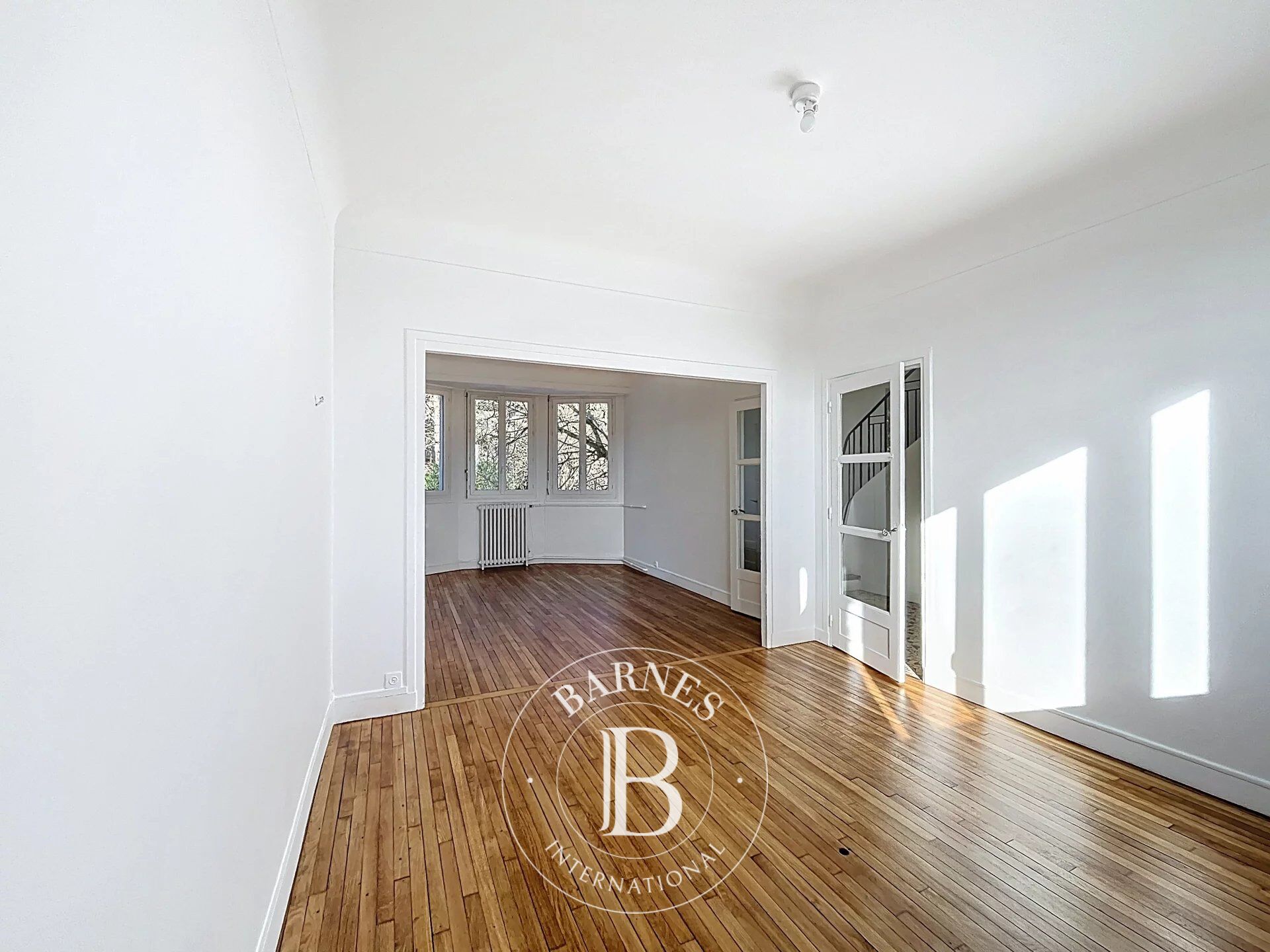 Casa Saint-Cloud - picture 1