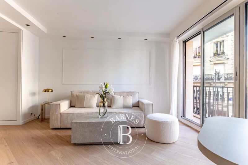 For Sale Apartment | Paris 16ème - picture 1