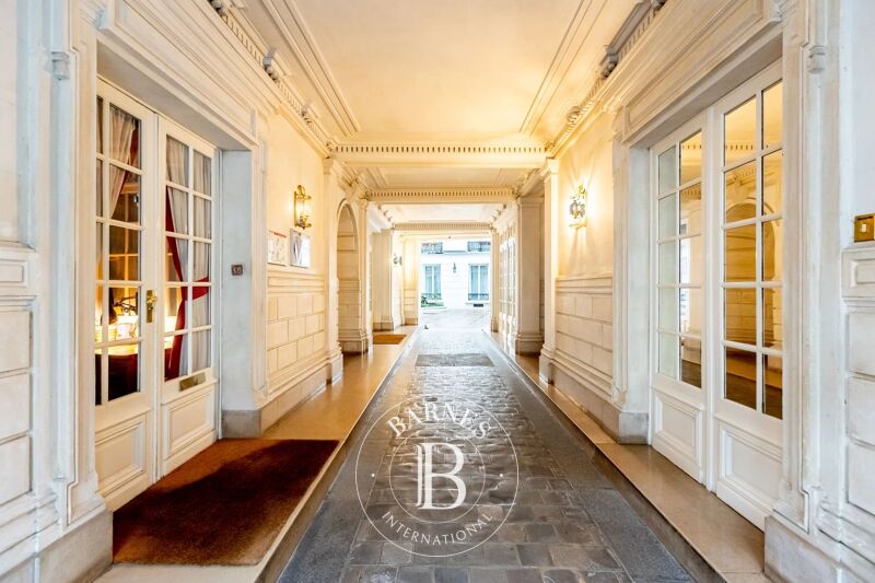 For Sale Apartment | Paris 16ème - picture 1