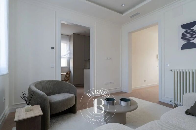 For Sale Apartment | Madrid - picture 2