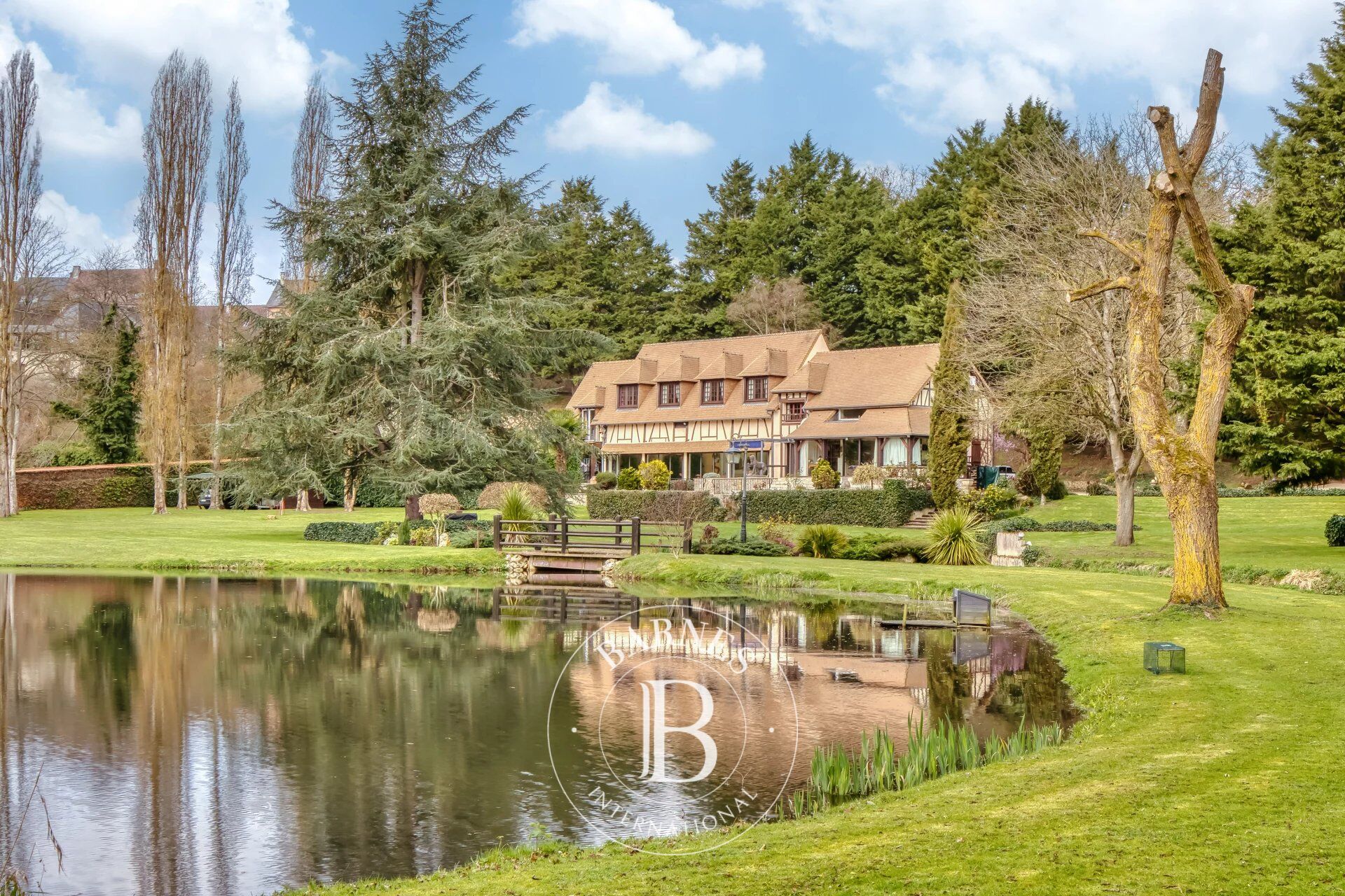Eure - Propriété 1,5 ha - Étang - Piscine intérieur - picture 1