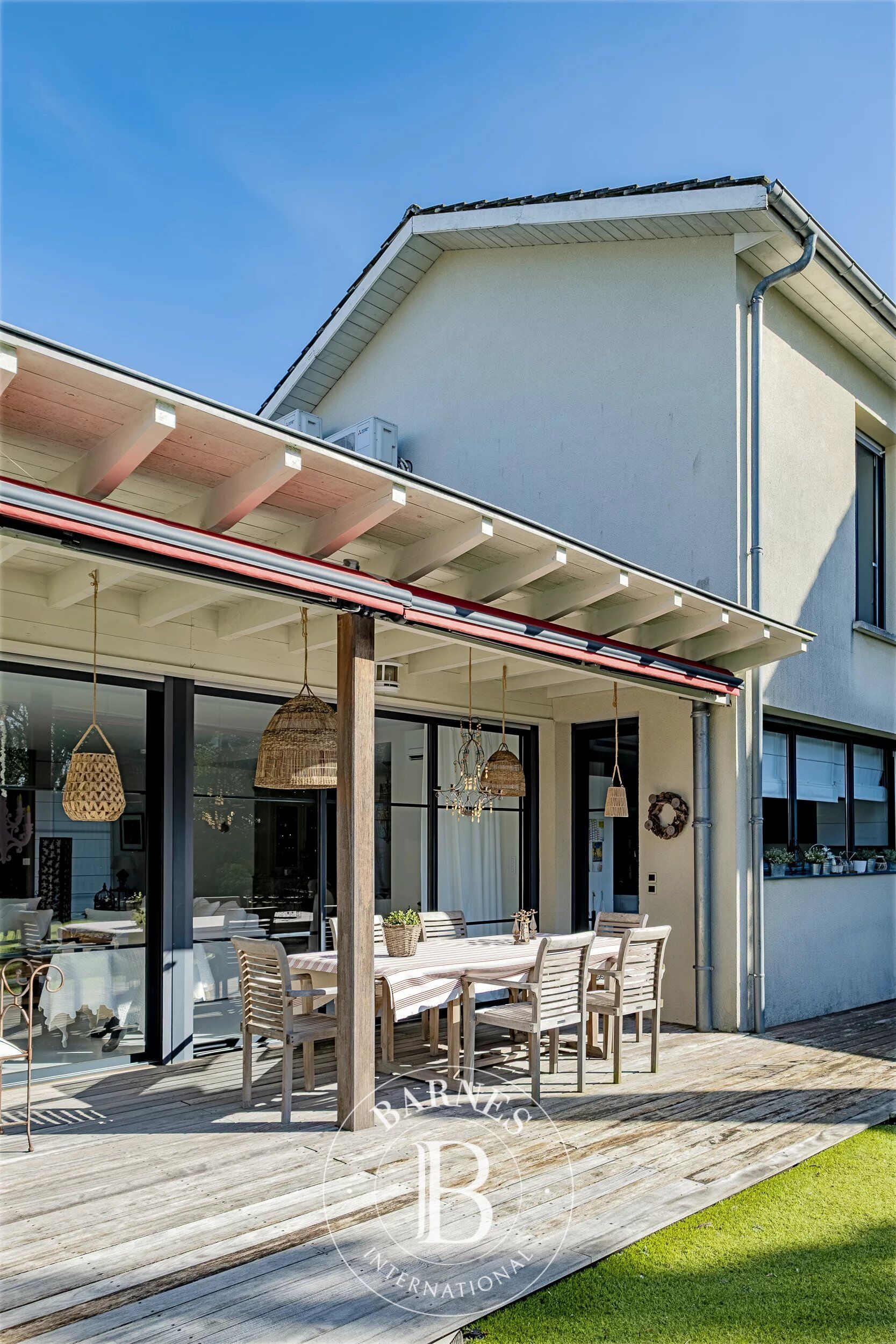 Bordeaux Caudéran - Maison contemporaine de 230 m² - Jardin - Piscine - Garage - picture 3