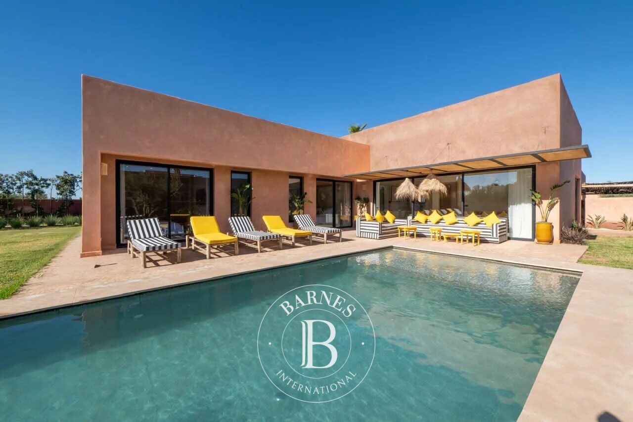 À VENDRE – VILLA CONTEMPORAINE ROUTE DE AMIZMIZ - picture 1