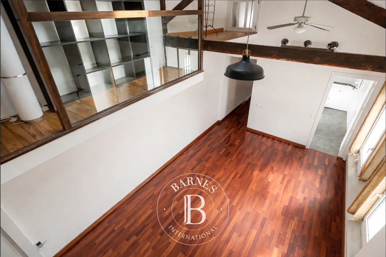 Penthouse duplex à rénover avec grande hauteur sous plafond et fort potentiel à Salamanca - picture 2