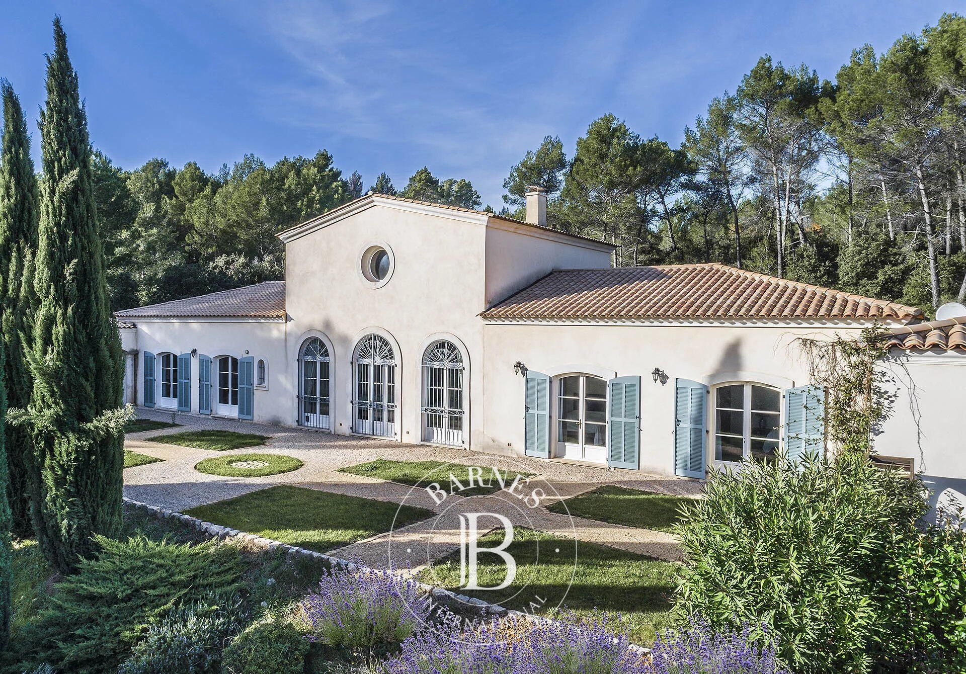 Mansión Flayosc - picture 2