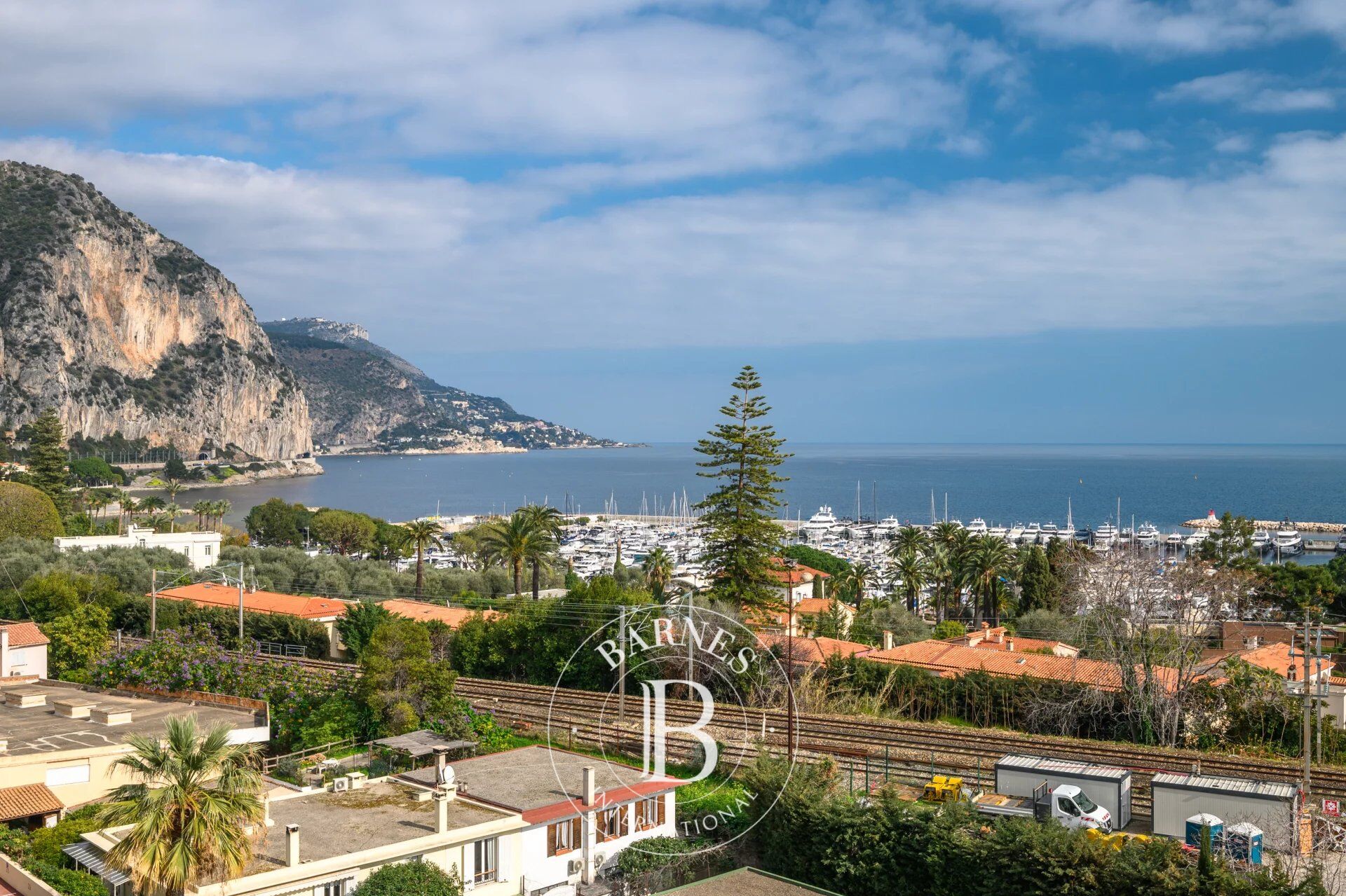CO-EXCLUSIVITÉ – BEAULIEU-SUR-MER – DERNIER ÉTAGE – VUE MER PANORAMIQUE - picture 1