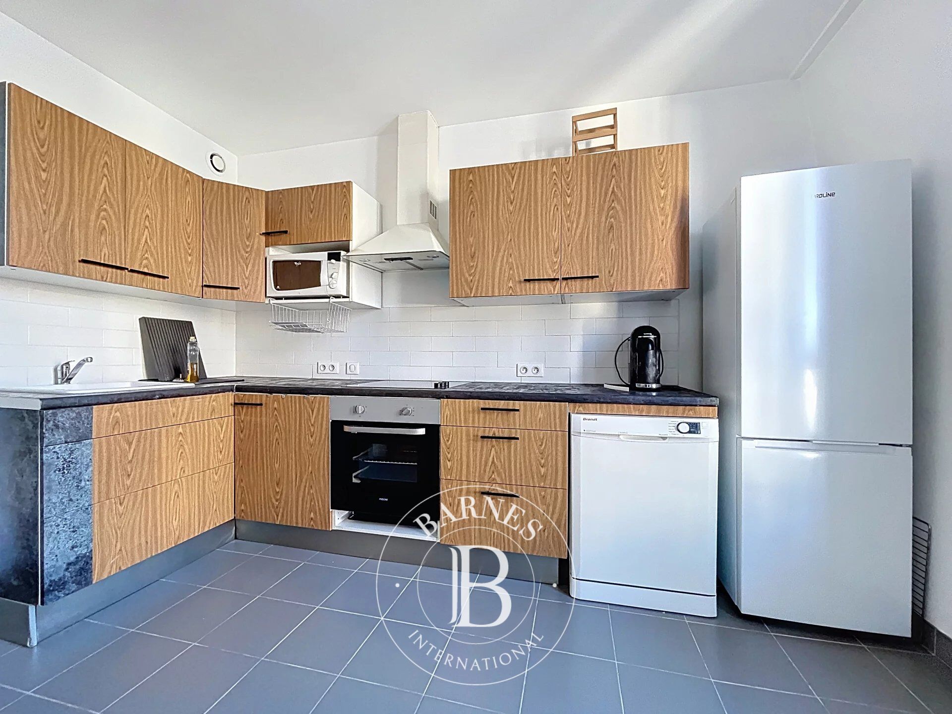 Le service location de la maison BARNES vous présente ce bien : - picture 2