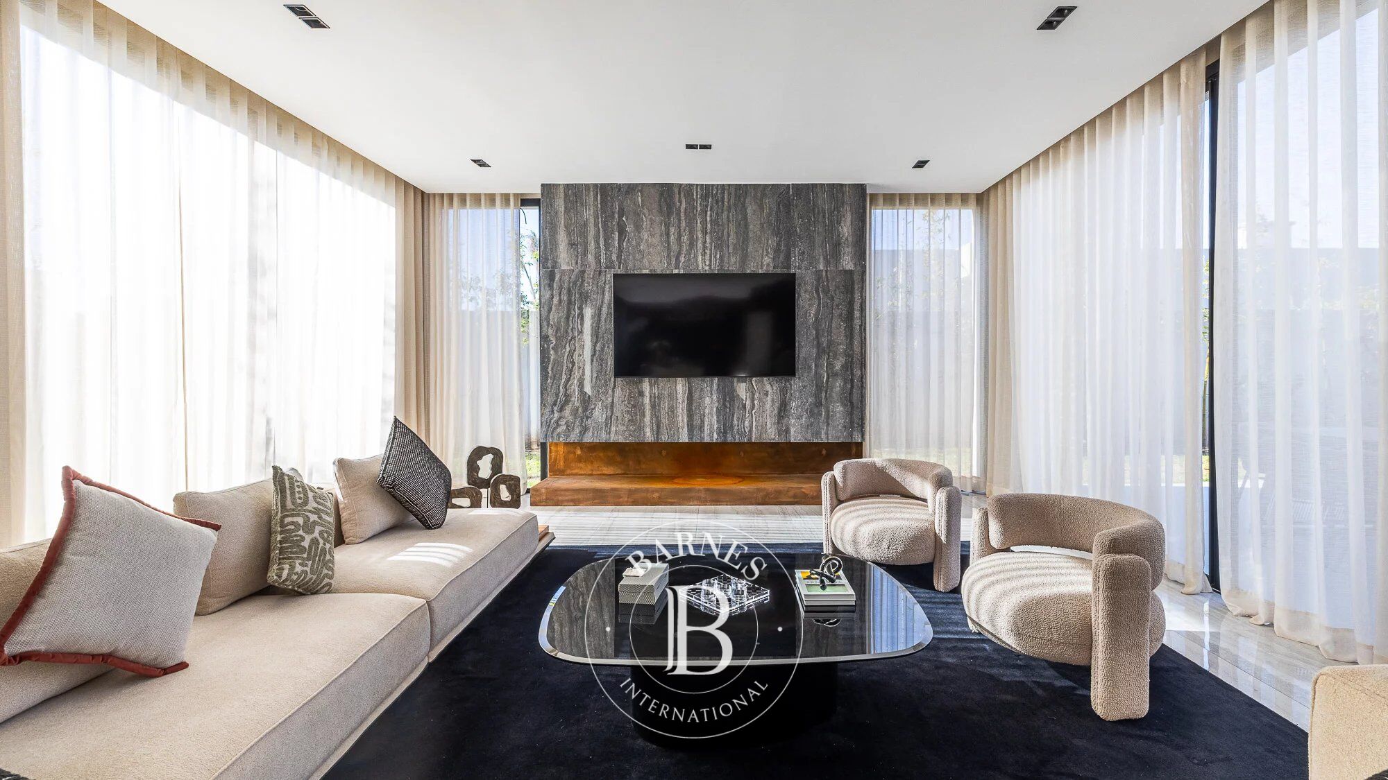 Villa contemporaine d’exception – 5 suites, piscine chauffée - picture 3