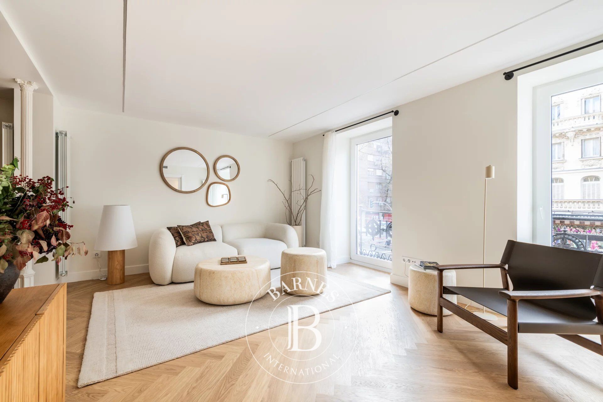 Madrid – Recoletos – Barrio Salamanca – Piso reformado a estrenar con tres balcones y 3 suites en la calle Goya - picture 1