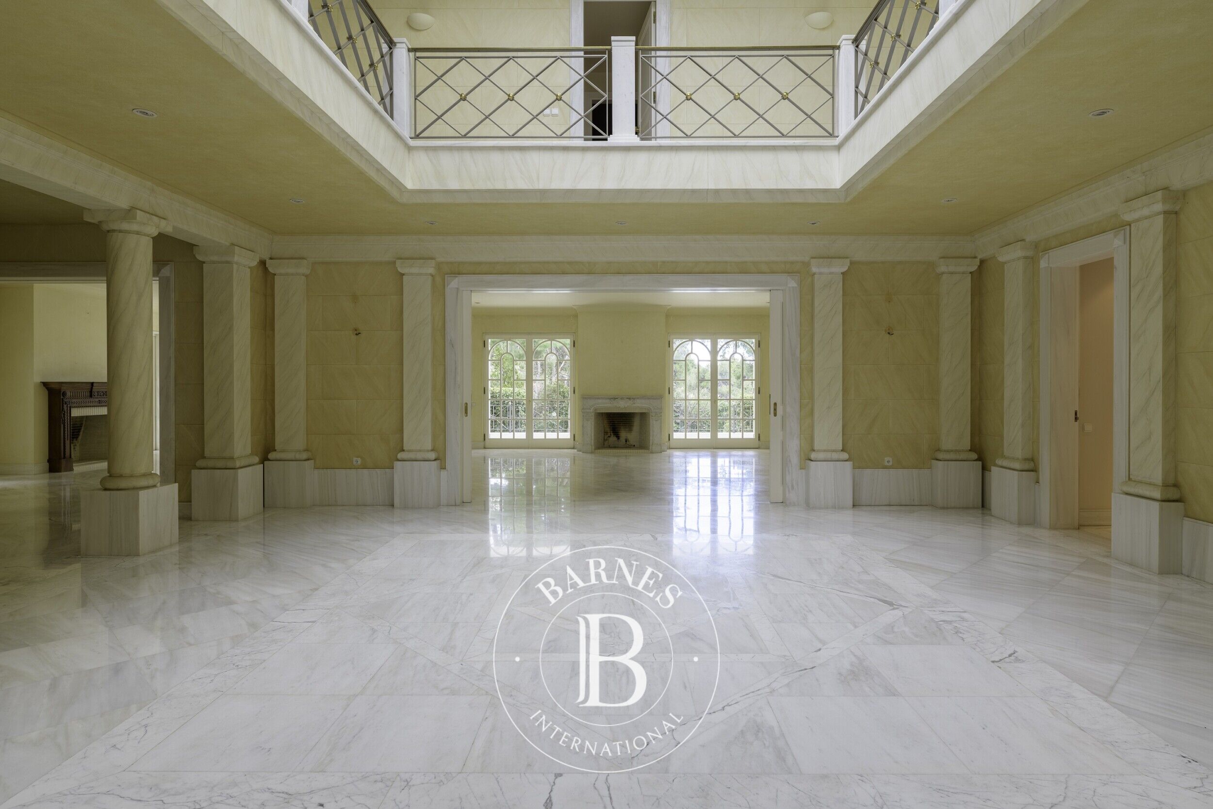 Villa Remarquable - Ekali, Banlieux du Nord - picture 3