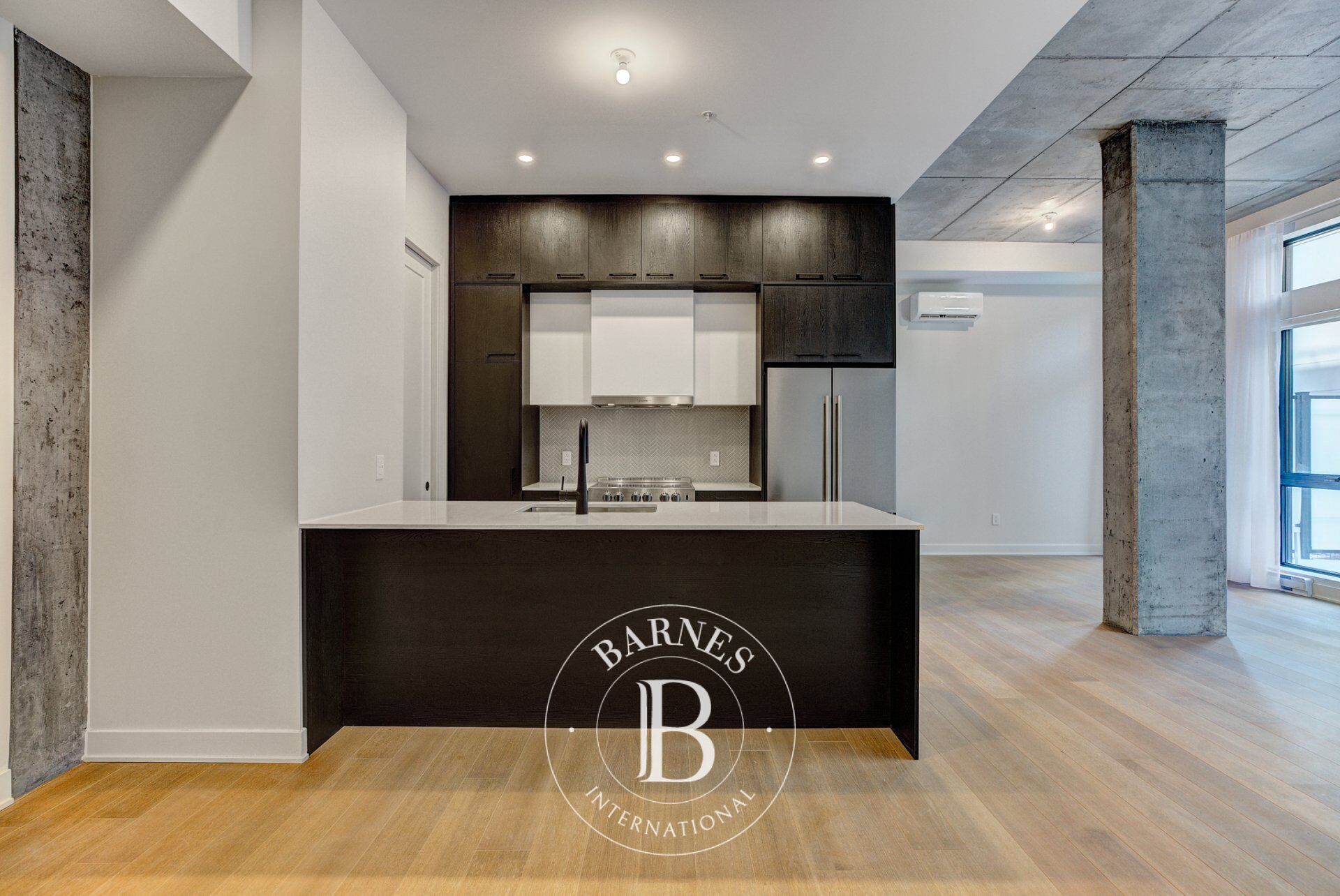 Piso Laval (Chomedey) - picture 1