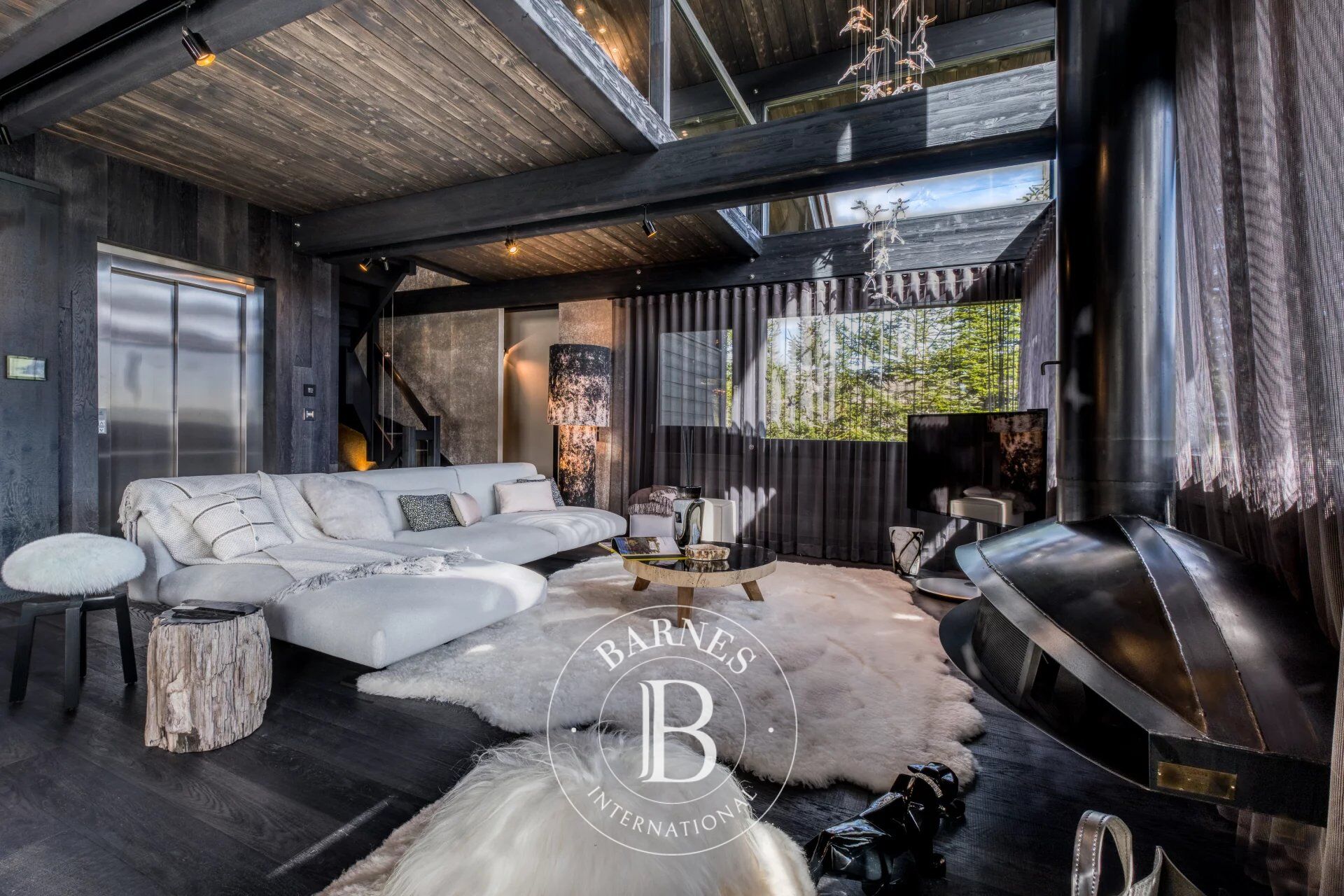 CHALET DIAMANT NOIR - picture 3