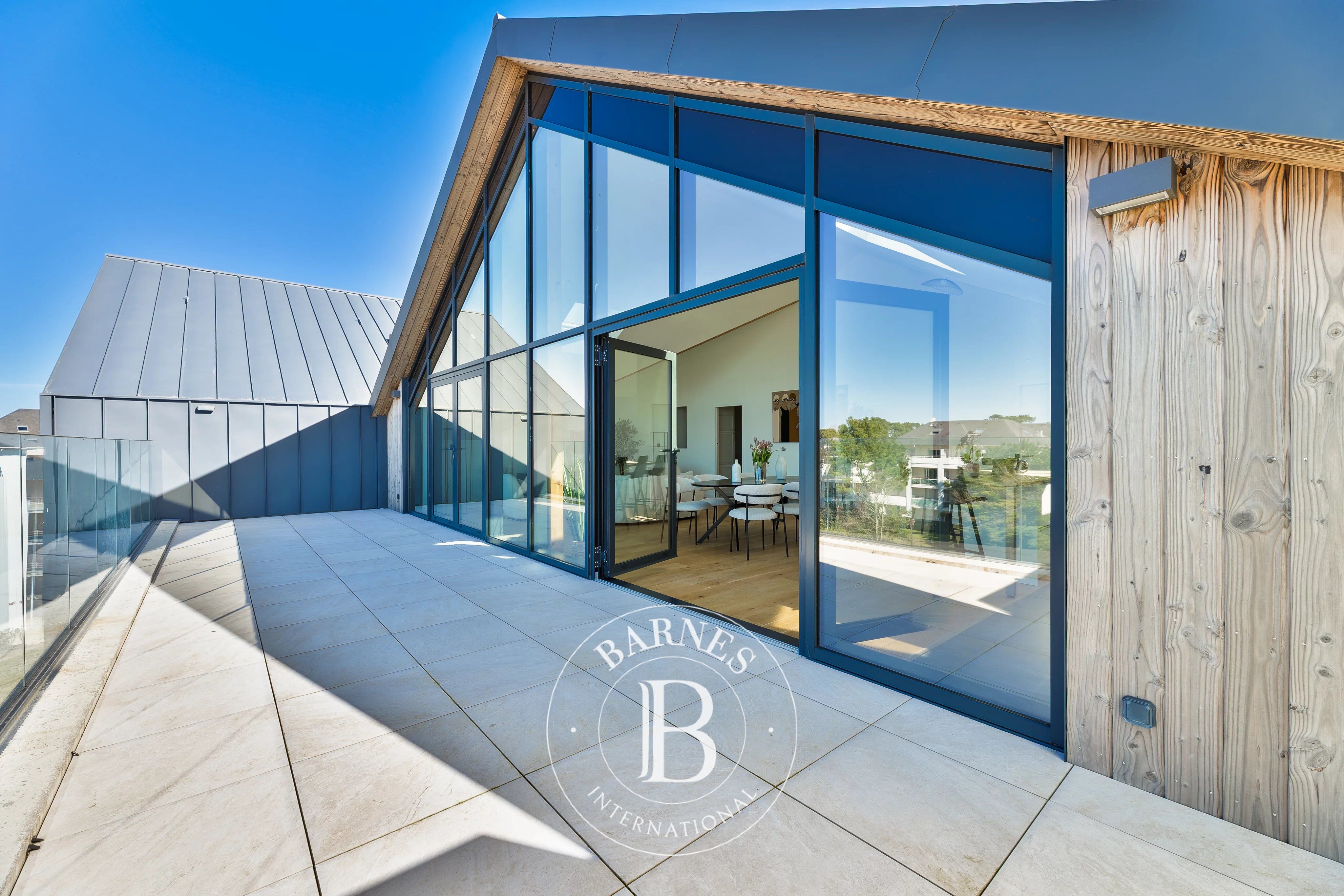 PORNICHET - Large top floor apartment - picture 3