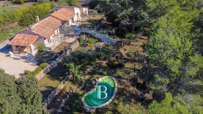 Venta Masía | Bagnols-en-Forêt - picture 1