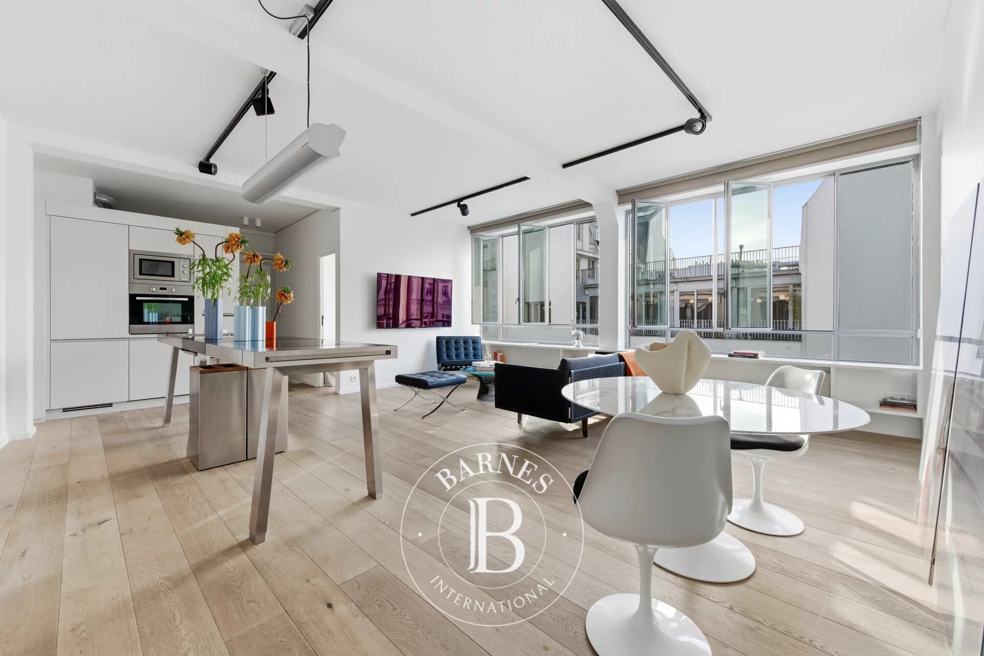 Apartment for sale - Paris 2 - Montorgueil - 2 bedrooms - Lift - picture 2