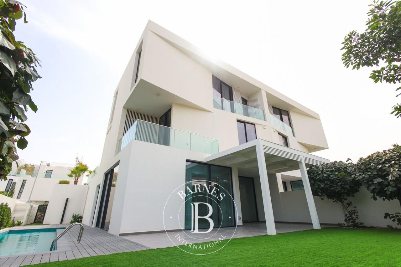 Villa Al Barari - picture 1