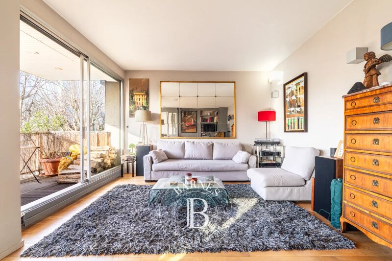 Exclusivité - Neuilly-sur-Seine - Windsor - 3 chambres - Larges balcons