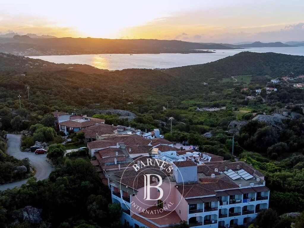 HOTEL LI GRANITI - picture 1