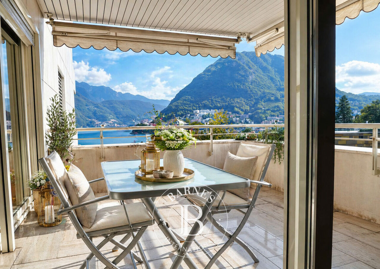 Lugano Centro : appartement 4,5 avec terrasse et vue sur le lac - picture 1