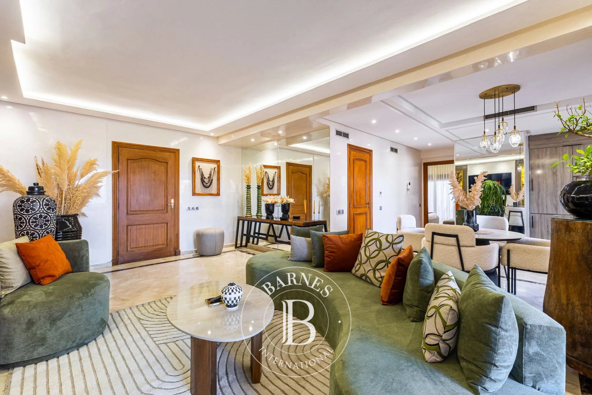 À VENDRE – APPARTEMENT D’EXCEPTION À L’HIVERNAGE - picture 2