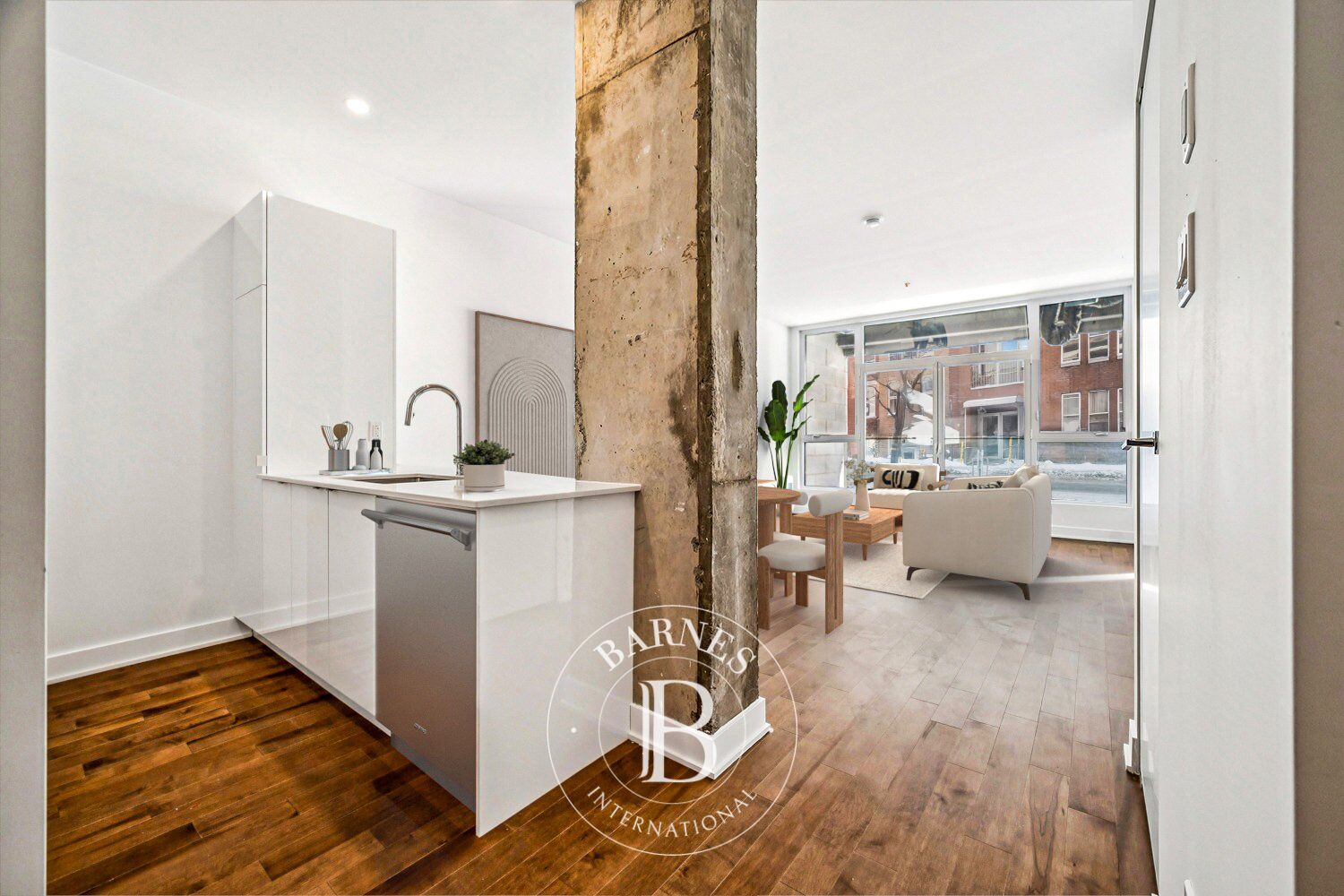 285 Av. Laurier E. #104  Montréal (Le Plateau-Mont-Royal) (Montréal) - picture 3