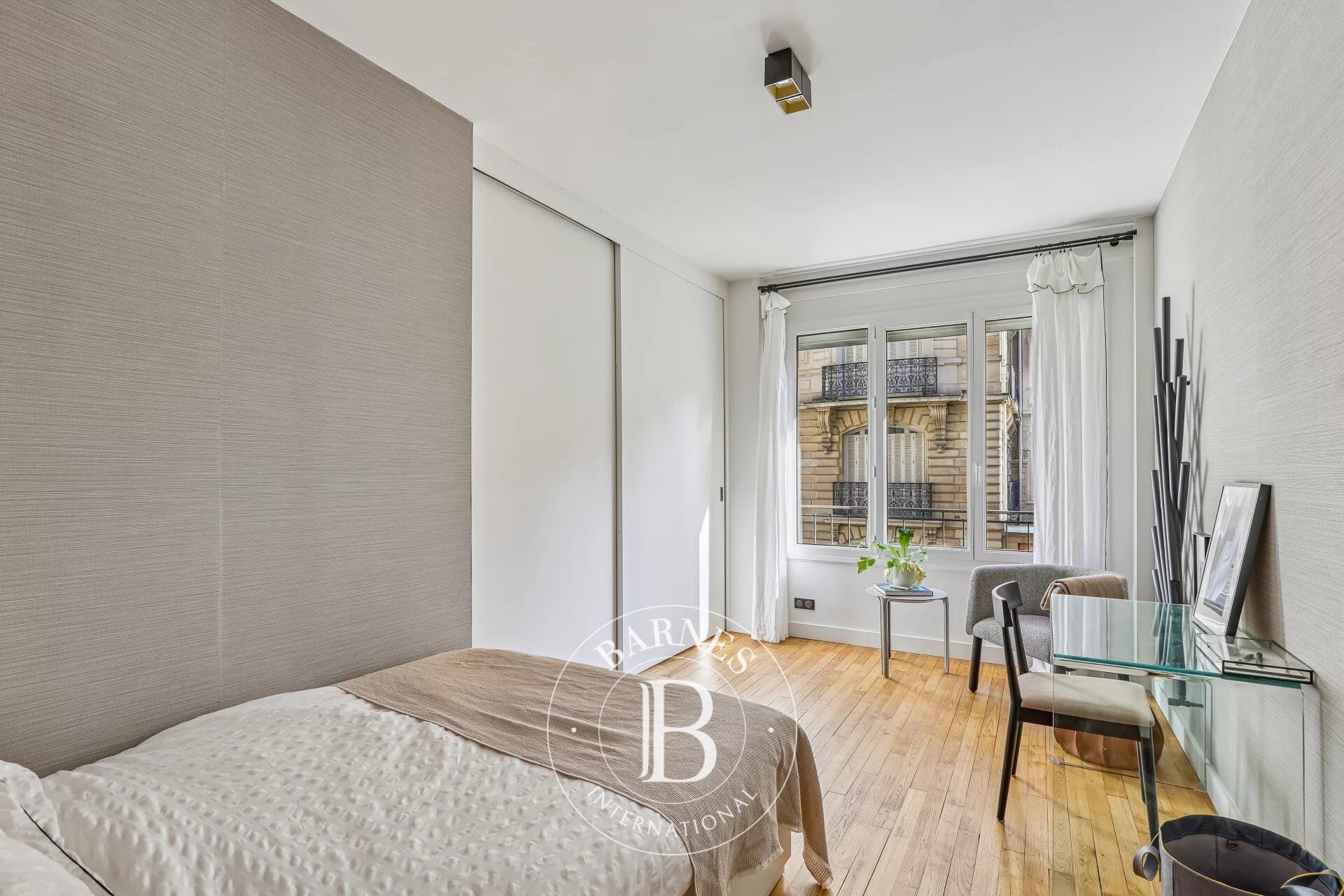 For Sale Apartment | Paris 6ème - picture 10