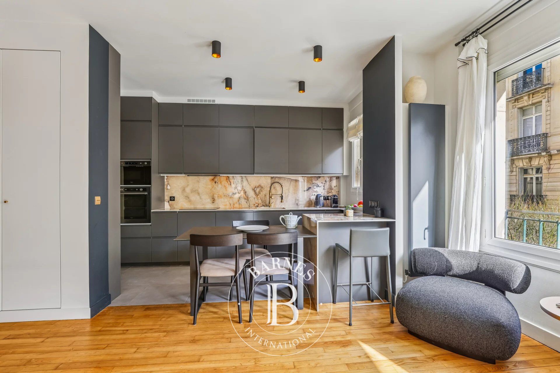 Paris 6 - Saint-Sulpice / Luxembourg - Bright & renovated apartment - 2 bedrooms - picture 3