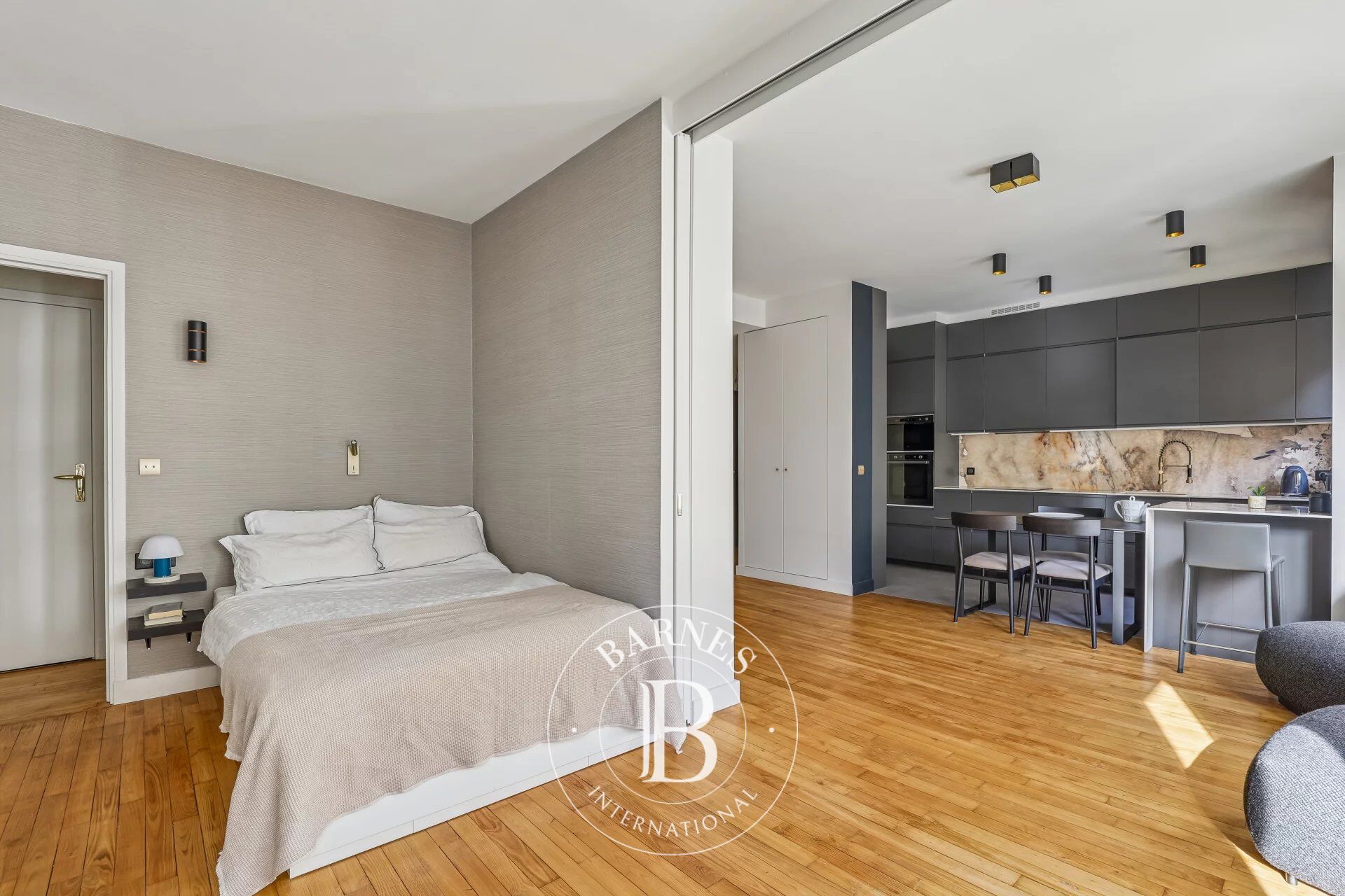 For Sale Apartment | Paris 6ème - picture 9