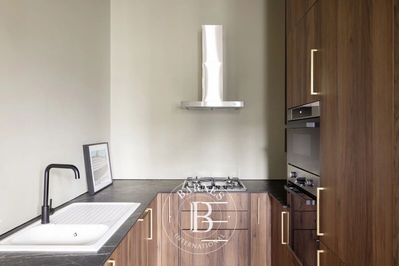 For Rent Apartment | London - picture 3