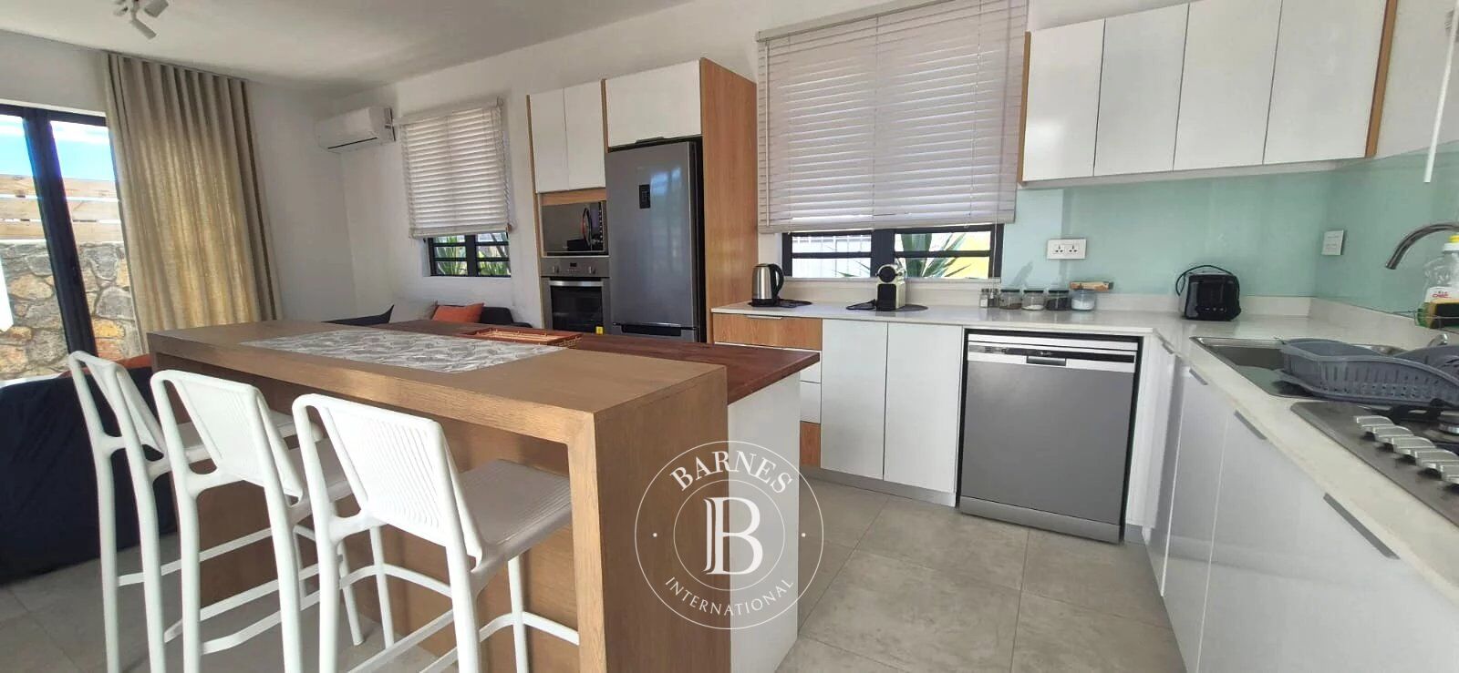 GRAND BAIE - Stylish Villa - 3 Bedrooms - picture 3