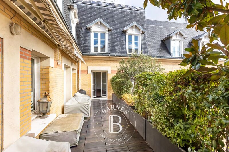 For Sale Apartment | Paris 8ème - picture 1