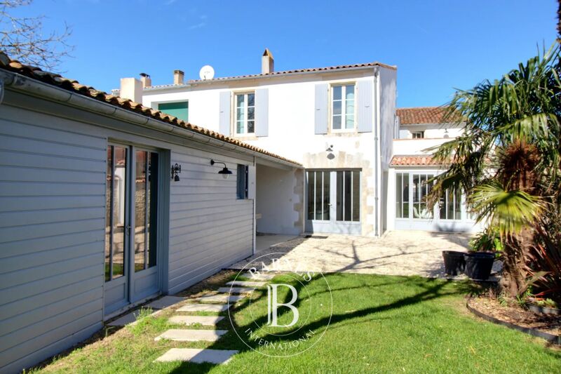For Sale House | Le Bois-Plage-en-Ré - picture 2