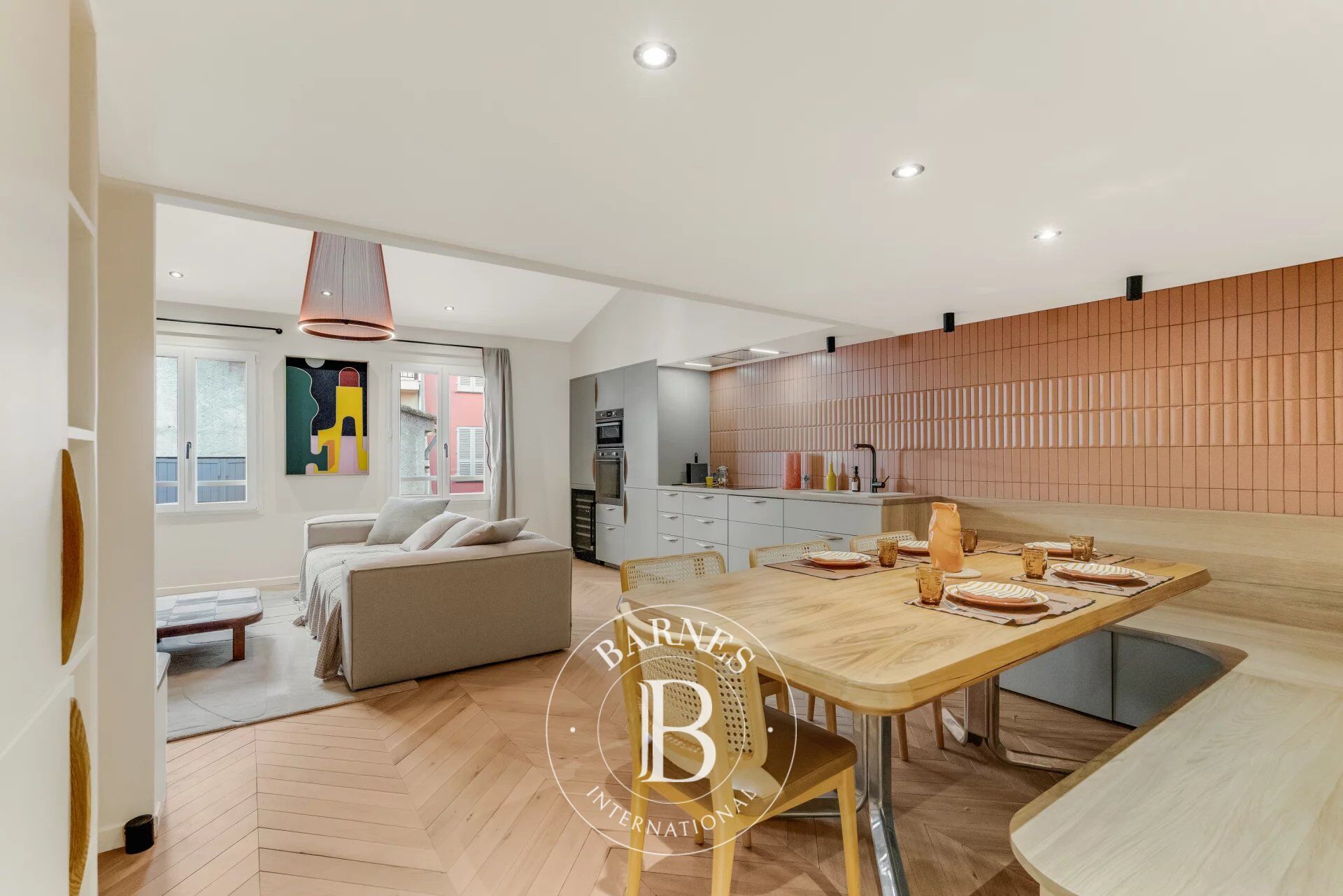 SAINT-TROPEZ - CENTRE VILLE - 2 CHAMBRES - picture 3