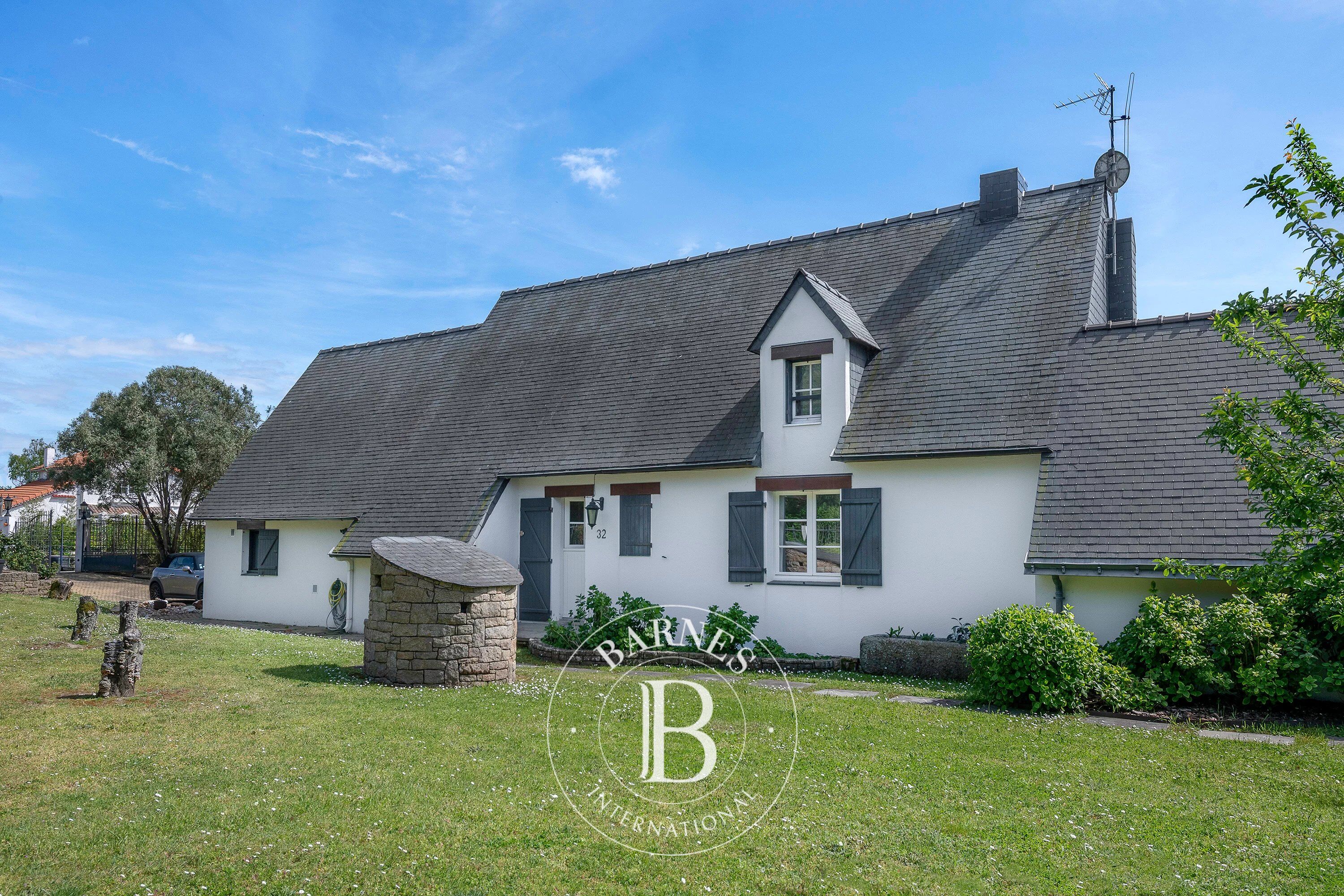 LE POULIGUEN - Family home - picture 2