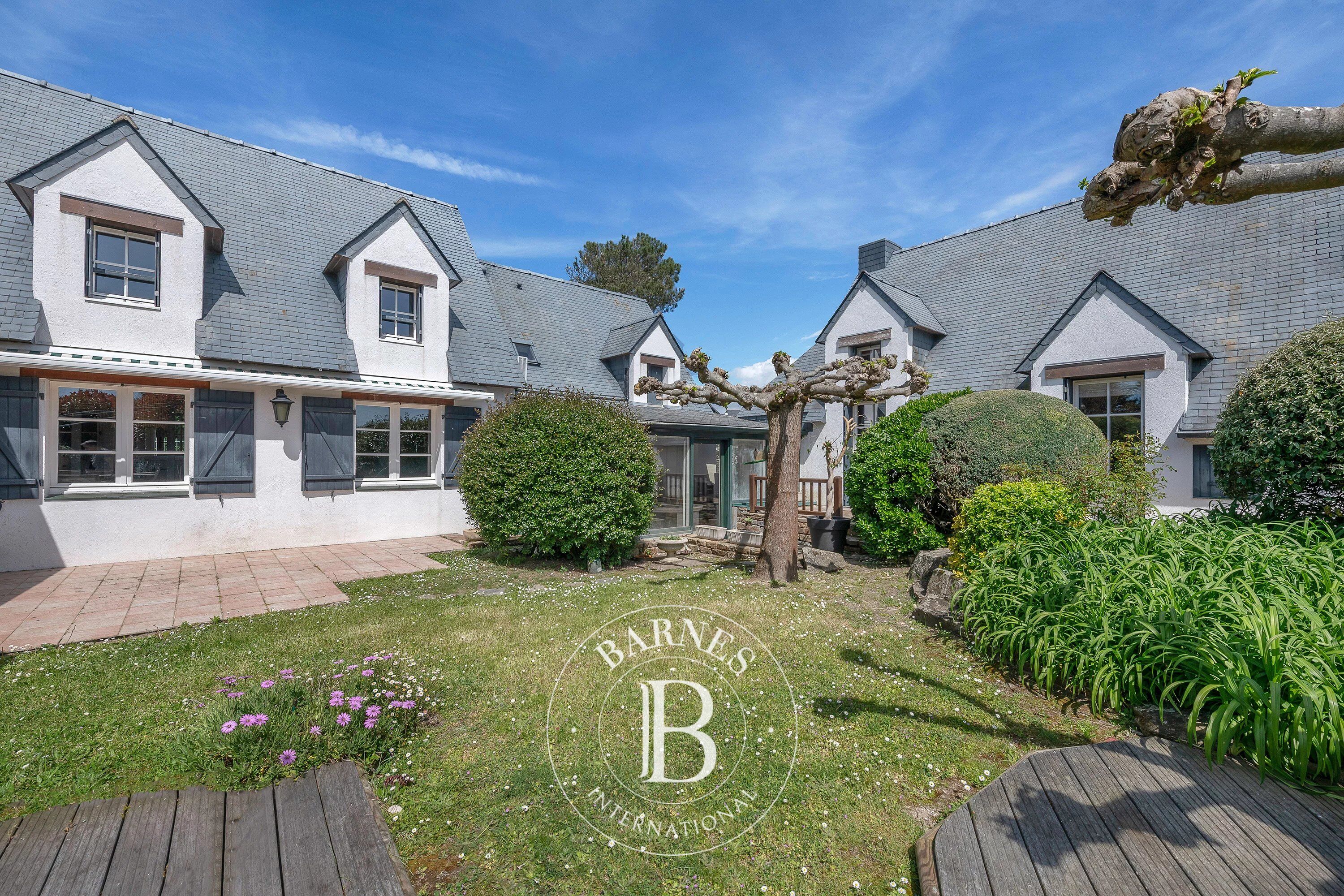 LE POULIGUEN - Family home - picture 1