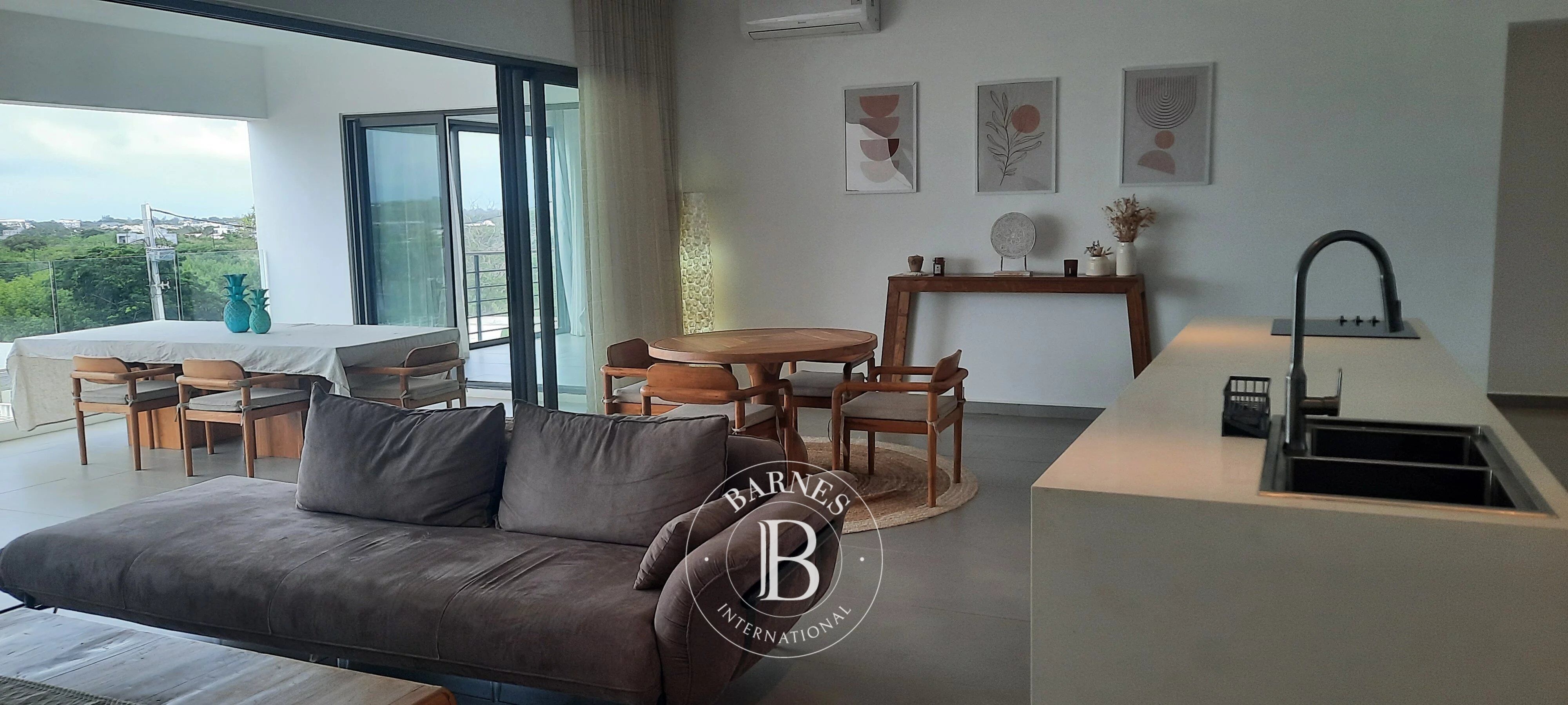 PEREYBÈRE - Appartement Moderne de 3 Chambres - picture 3