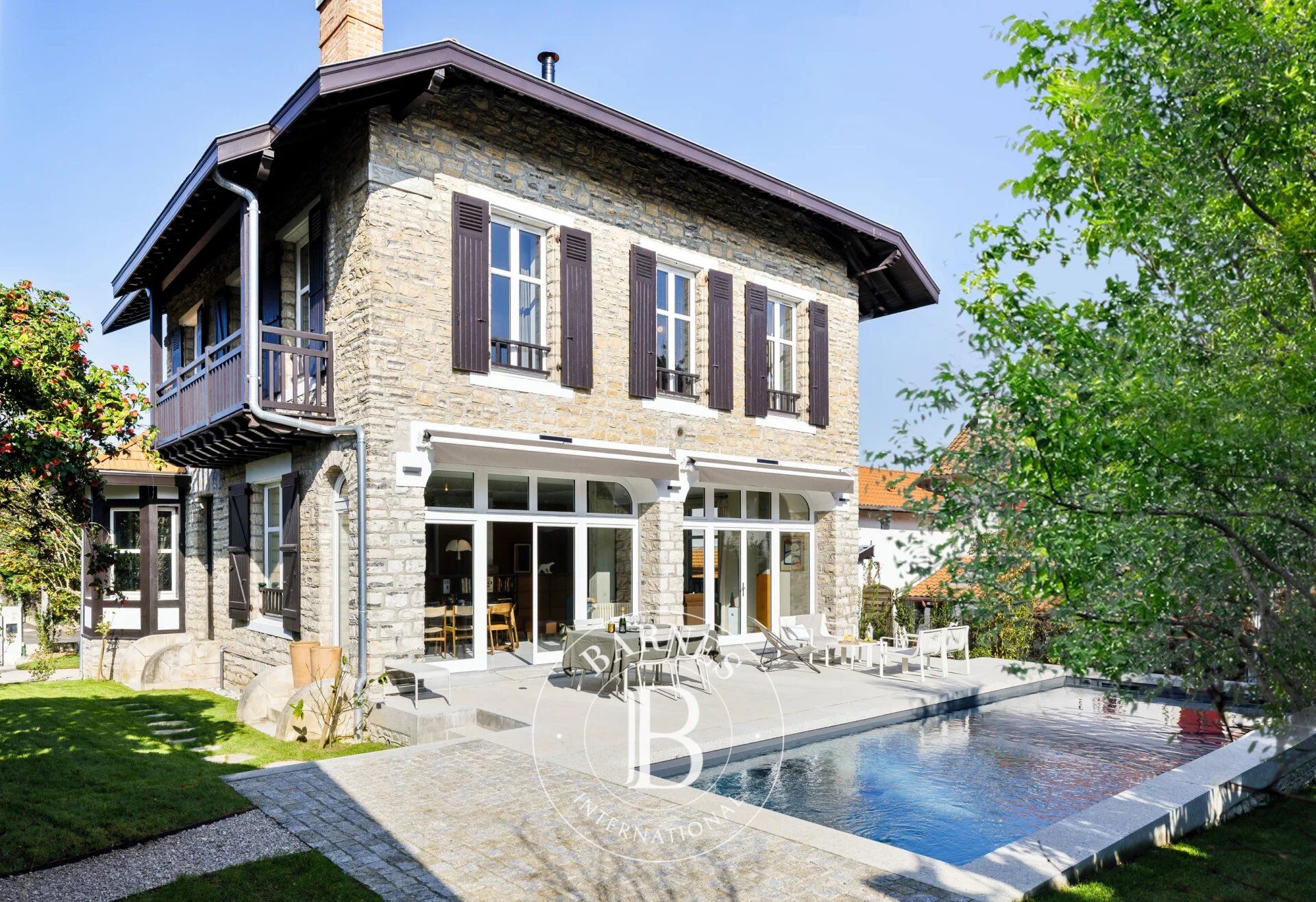 CAMÉLIA - Villa with heated swimming pool and a seventies-inspired style, perfect for 8 guests - Biarritz - picture 1