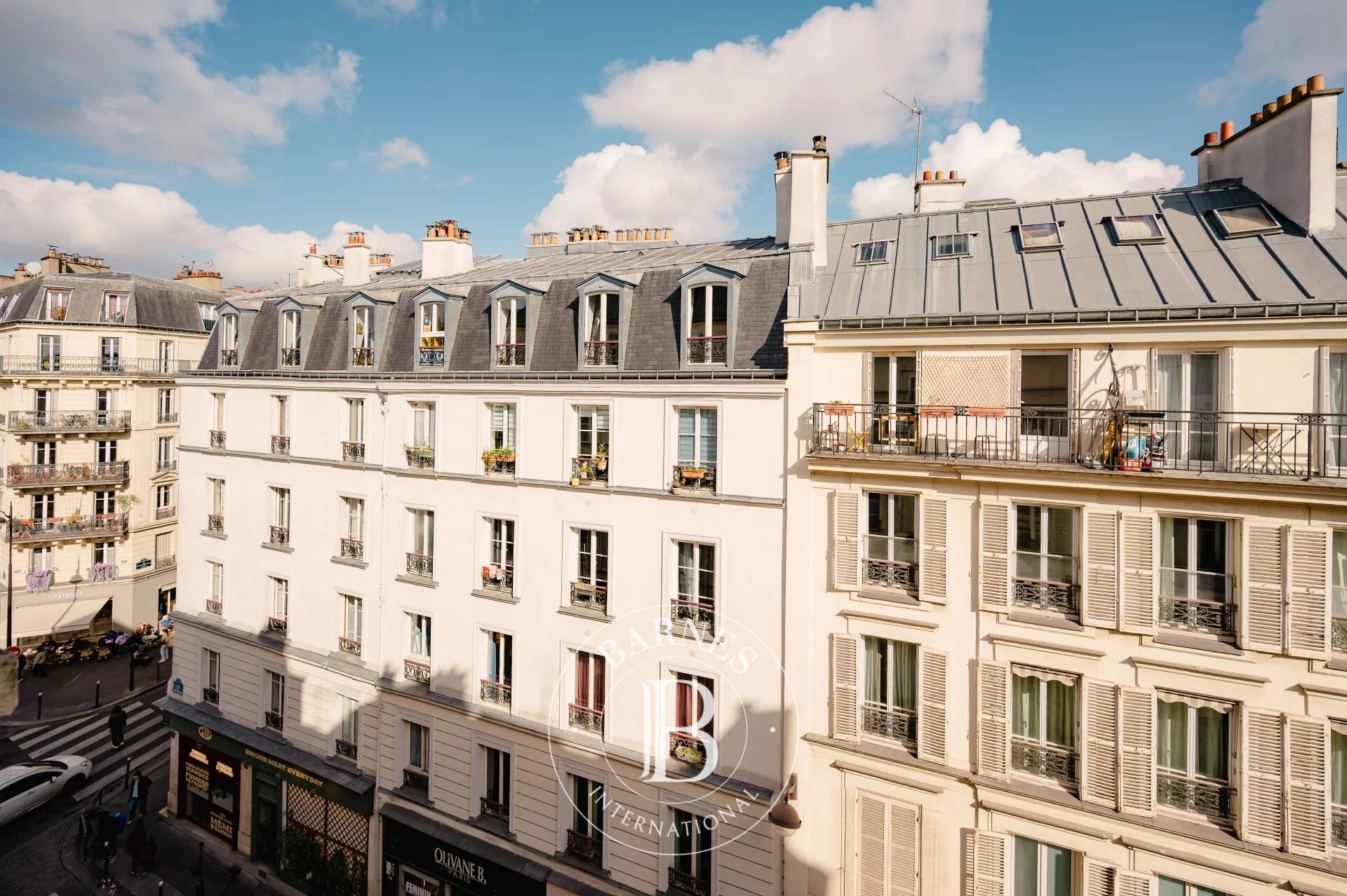 Paris 9 ème - Trudaine / Rochechouart - 2 chambres - Etage élevé - Ascenseur  - Rénovation par architecte - picture 3