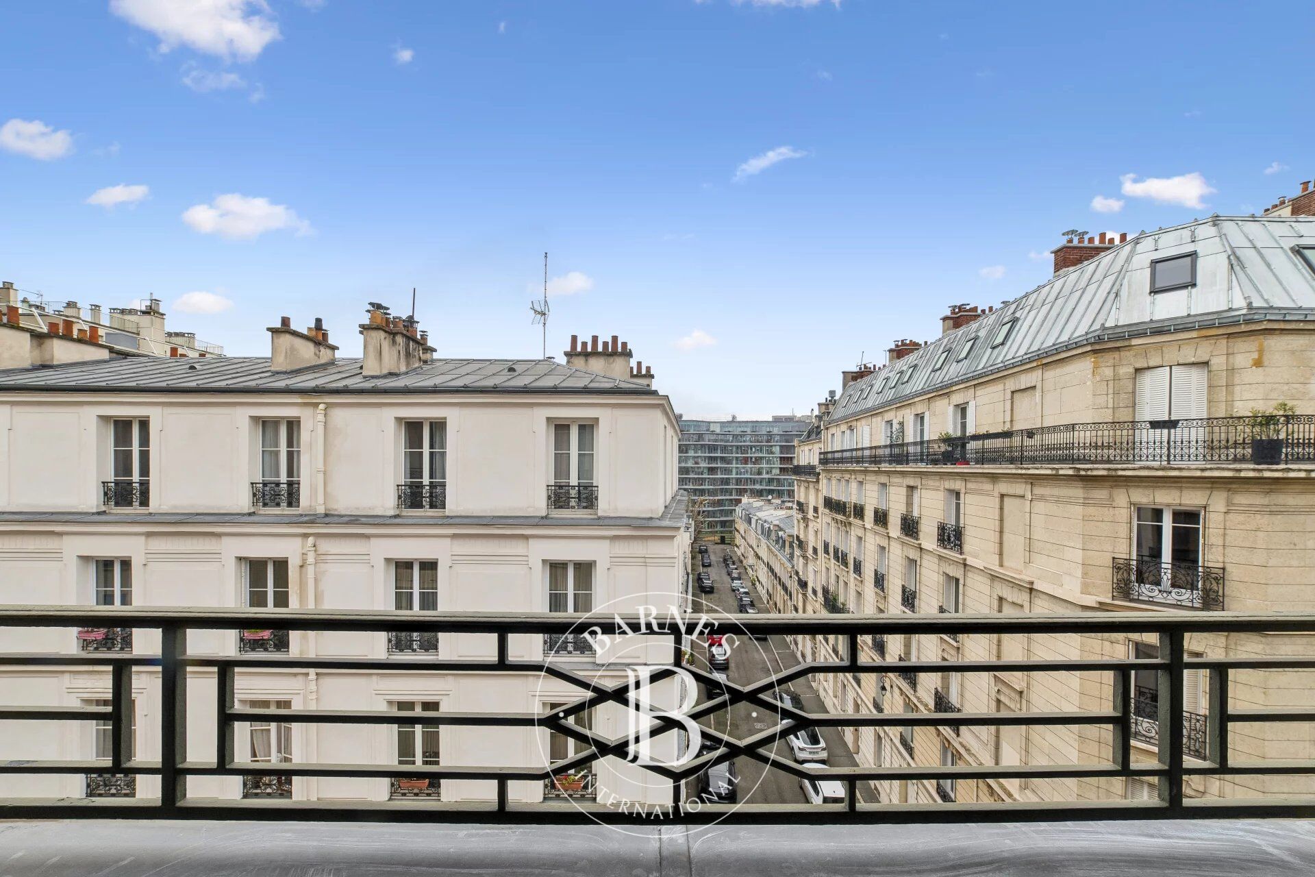 For Sale Apartment | Paris 16ème - picture 2