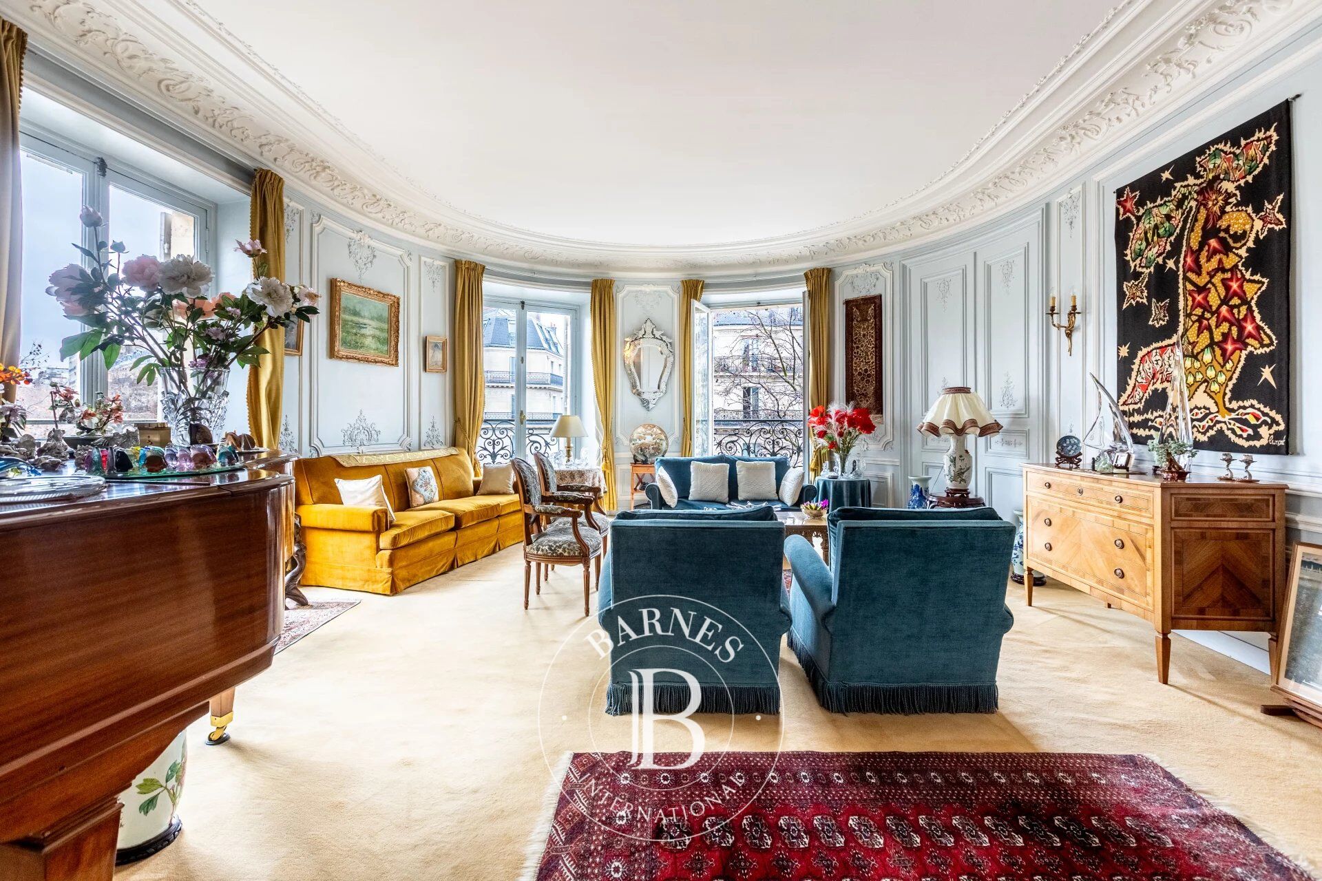 Exclusive listing: Apartment in Paris 8th arrondissement, Haussmann/Messine district - 4th floor with balcony and unobstructed views - 4 bedrooms - picture 3