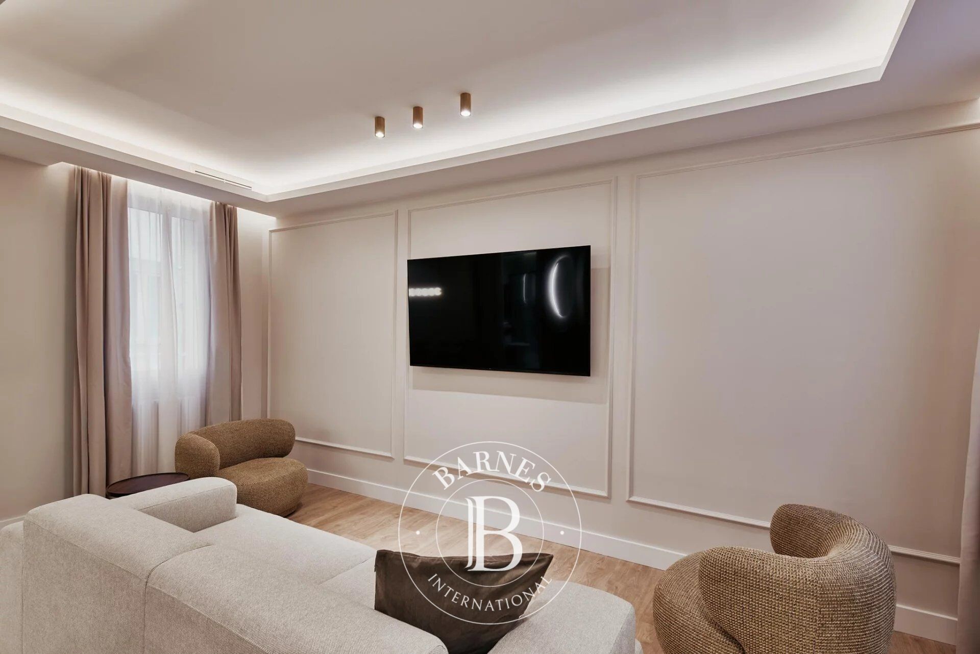 Appartement rénové à neuf sur Ortega y Gasset – Quartier de Salamanca - picture 3