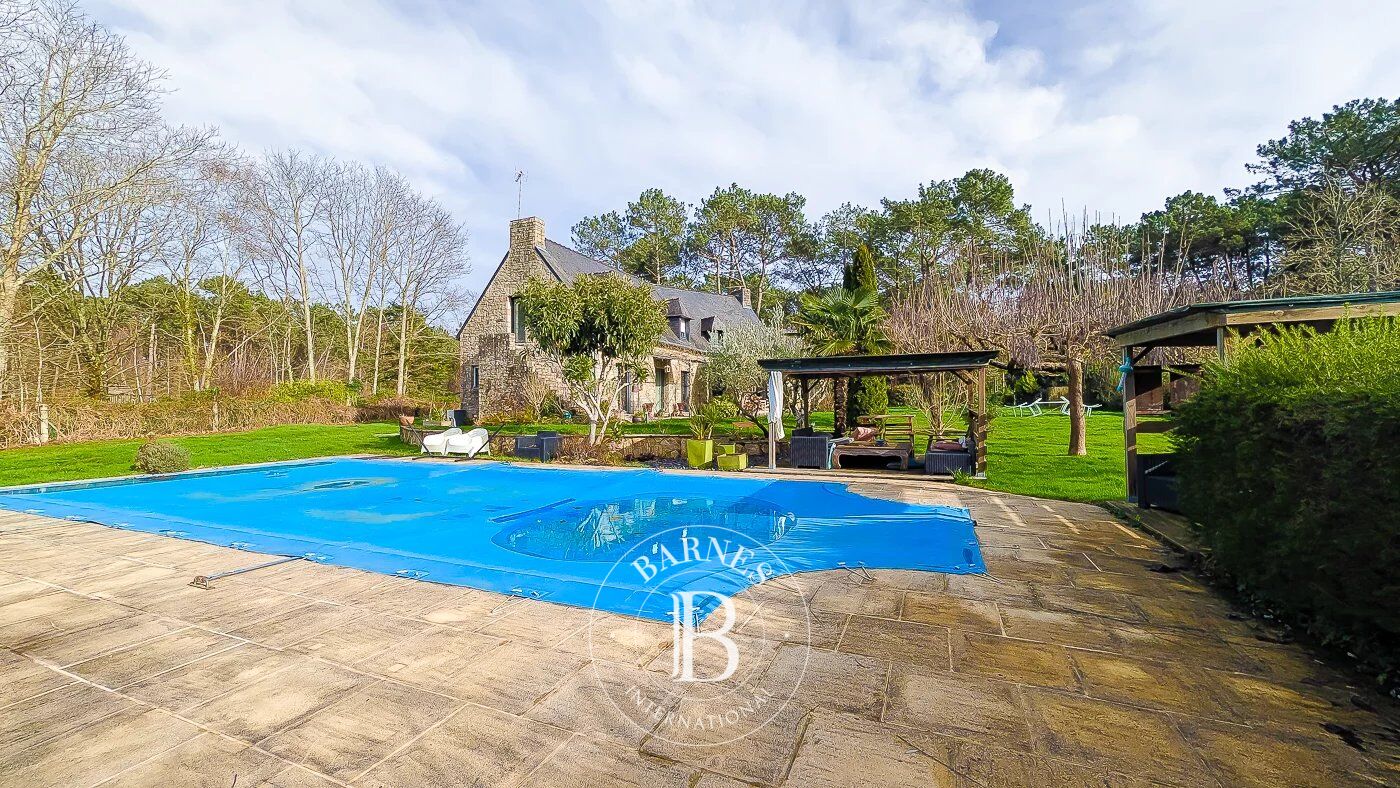 CARNAC – SOUTH BRITTANY -  ESTATE SET IN 3,000 m² OF PARKLAND - picture 2