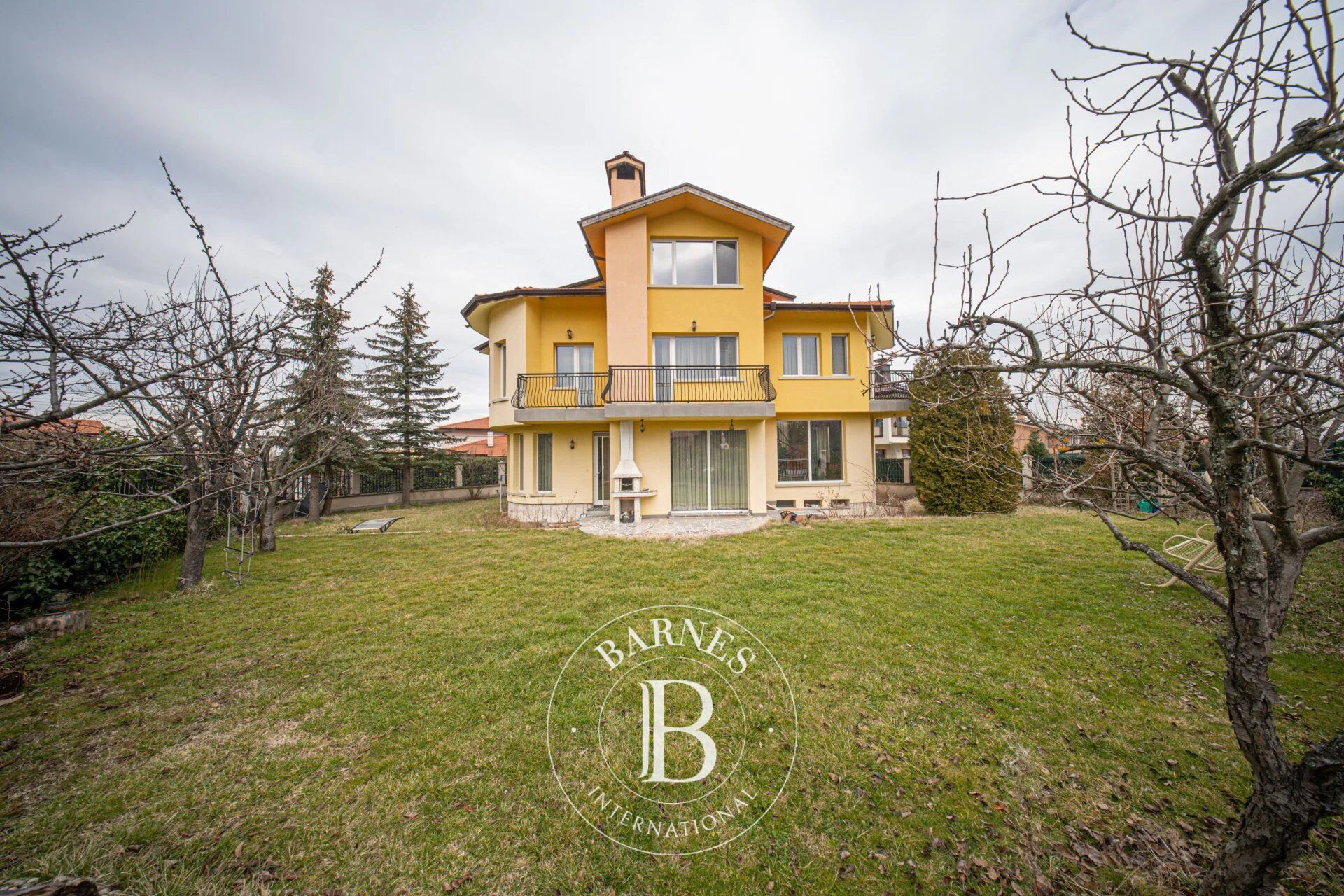 Maison Bankya - picture 1