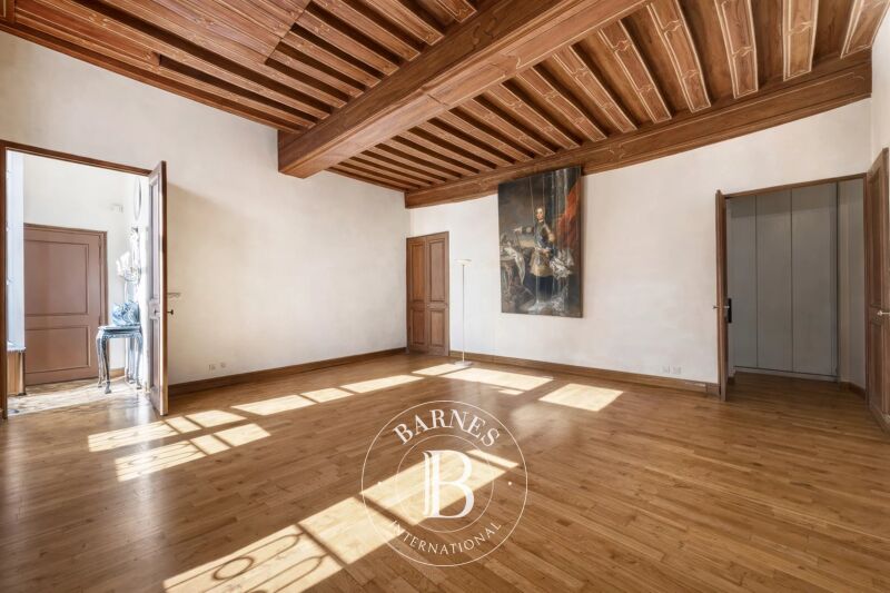 For Sale Apartment | Paris 4ème - picture 2