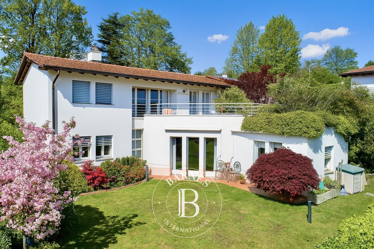 House Cureglia - picture 1