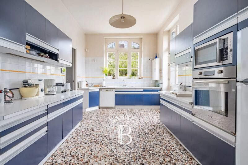 For Sale Property | Vaux-sur-Seine - picture 1